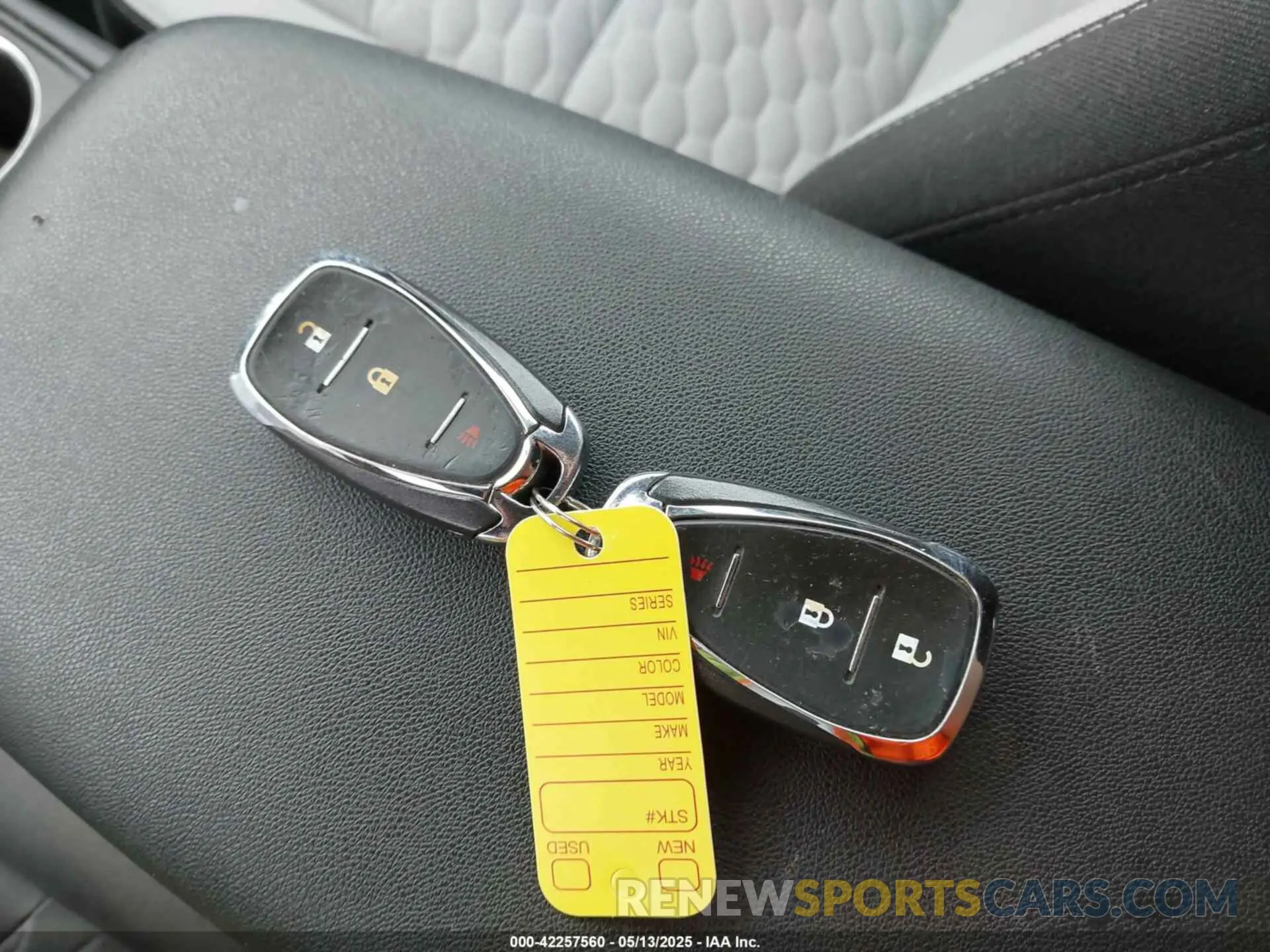 11 Photograph of a damaged car 3GNAXSEV6MS104370 CHEVROLET EQUINOX 2021
