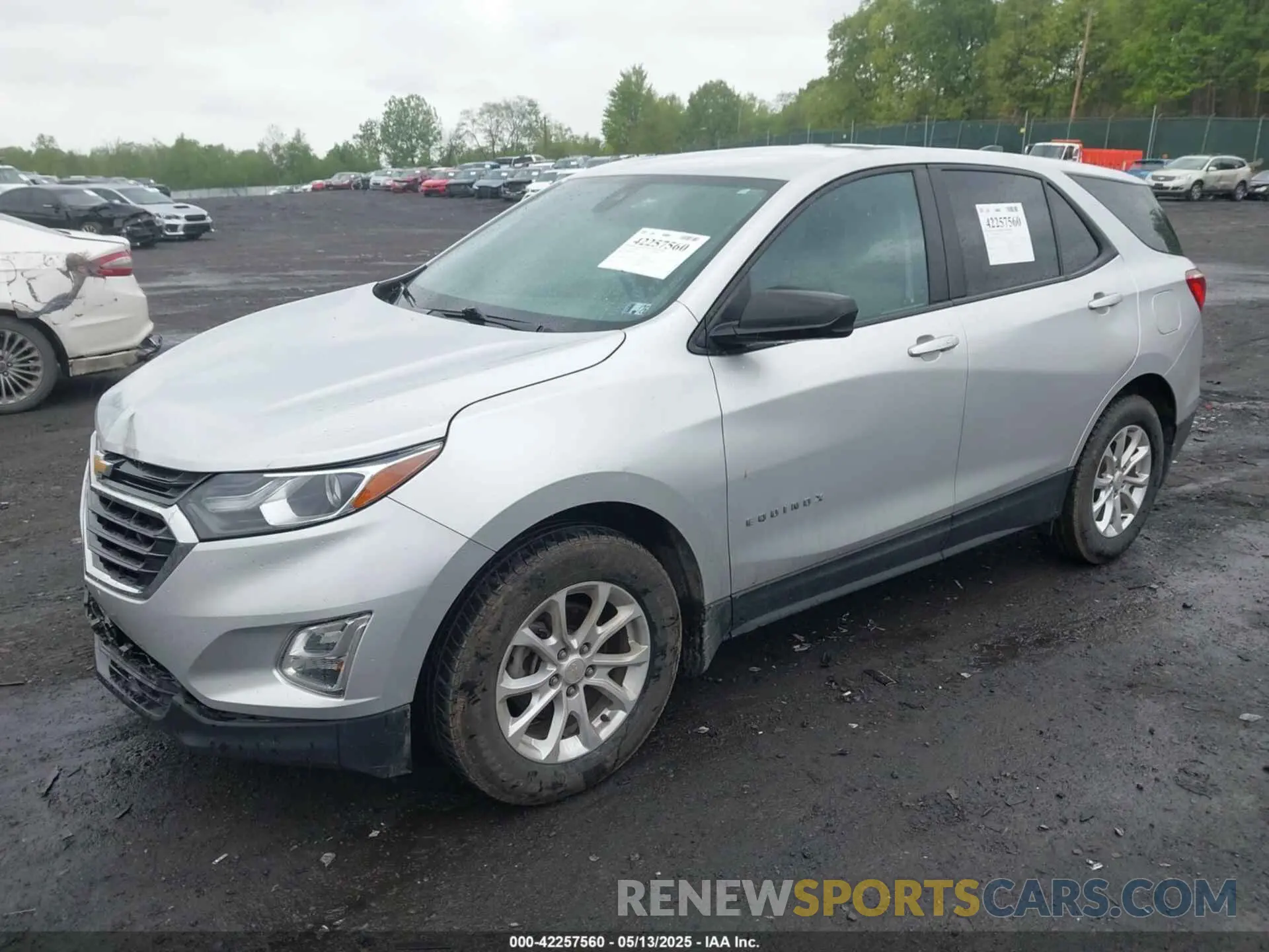 2 Photograph of a damaged car 3GNAXSEV6MS104370 CHEVROLET EQUINOX 2021