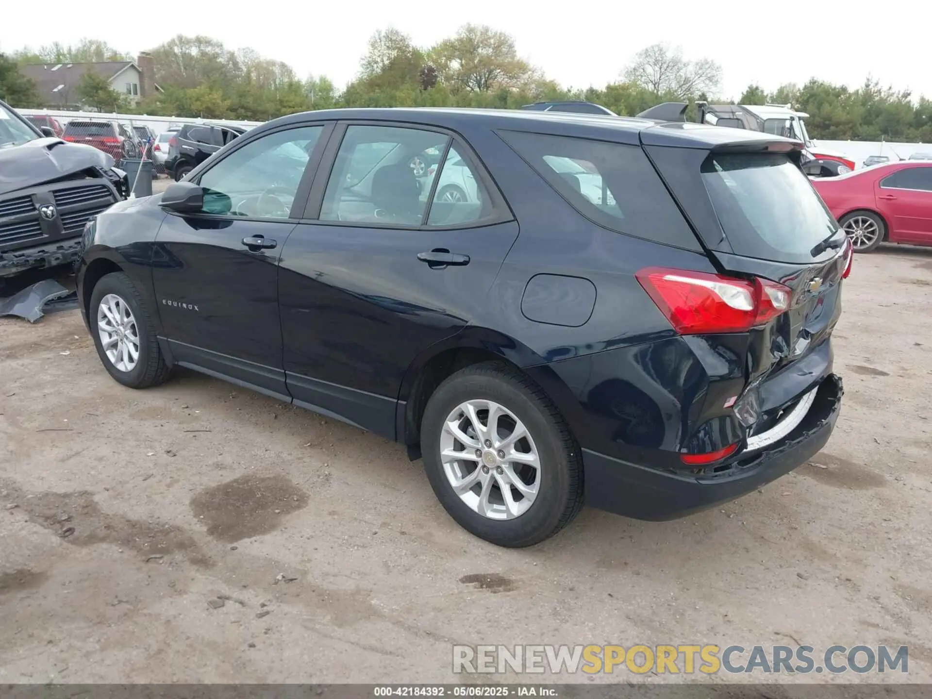 3 Photograph of a damaged car 3GNAXSEV6MS134338 CHEVROLET EQUINOX 2021