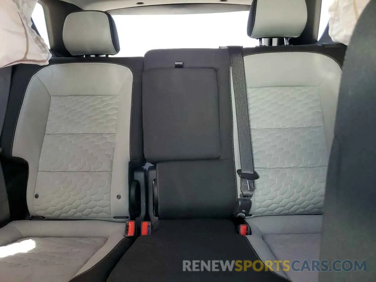 10 Photograph of a damaged car 3GNAXSEV8MS107898 CHEVROLET EQUINOX 2021
