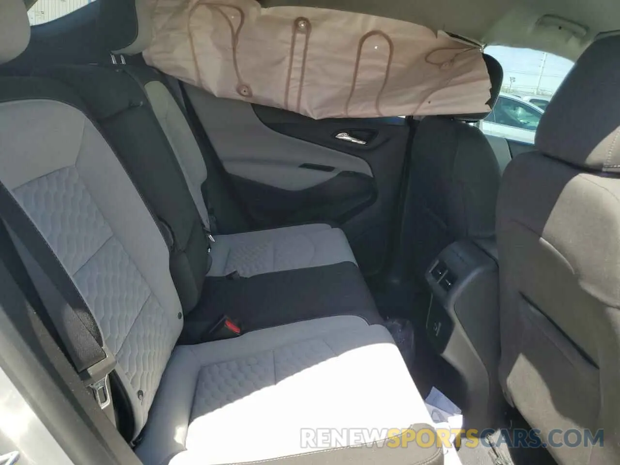 11 Photograph of a damaged car 3GNAXSEV8MS107898 CHEVROLET EQUINOX 2021