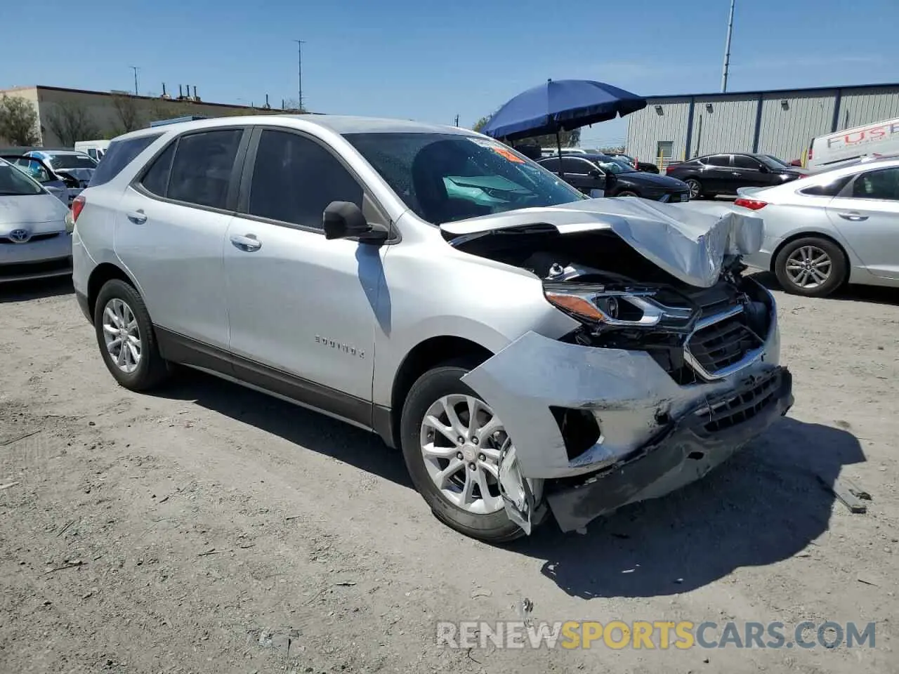 4 Photograph of a damaged car 3GNAXSEV8MS107898 CHEVROLET EQUINOX 2021