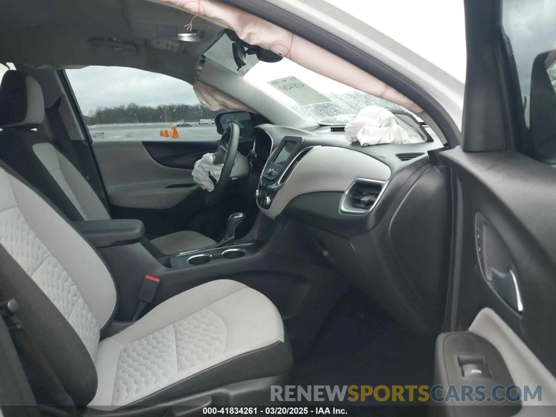 5 Photograph of a damaged car 3GNAXSEV9MS107344 CHEVROLET EQUINOX 2021