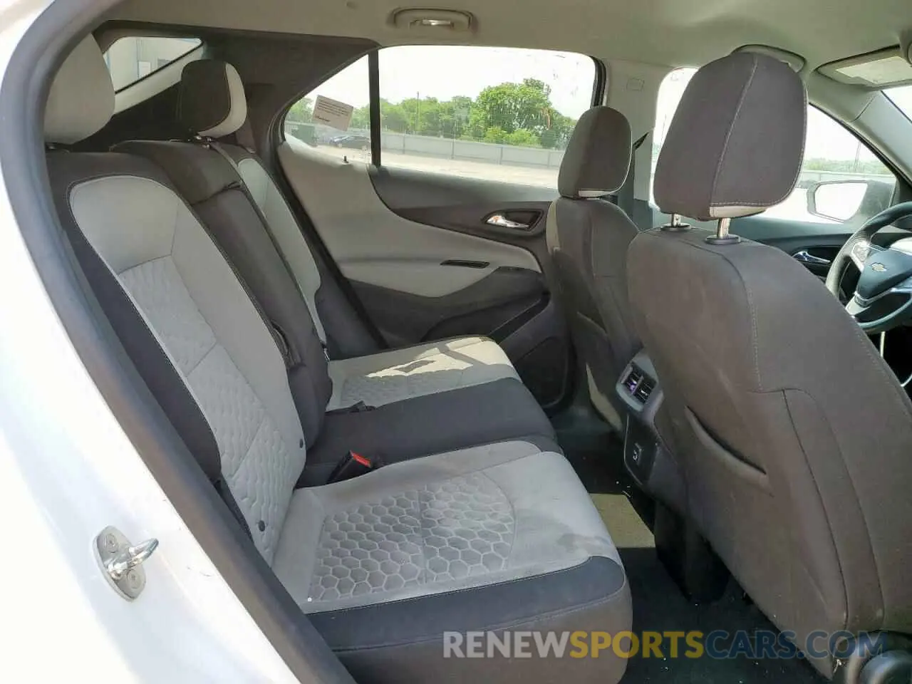11 Photograph of a damaged car 3GNAXSEV9MS161632 CHEVROLET EQUINOX 2021