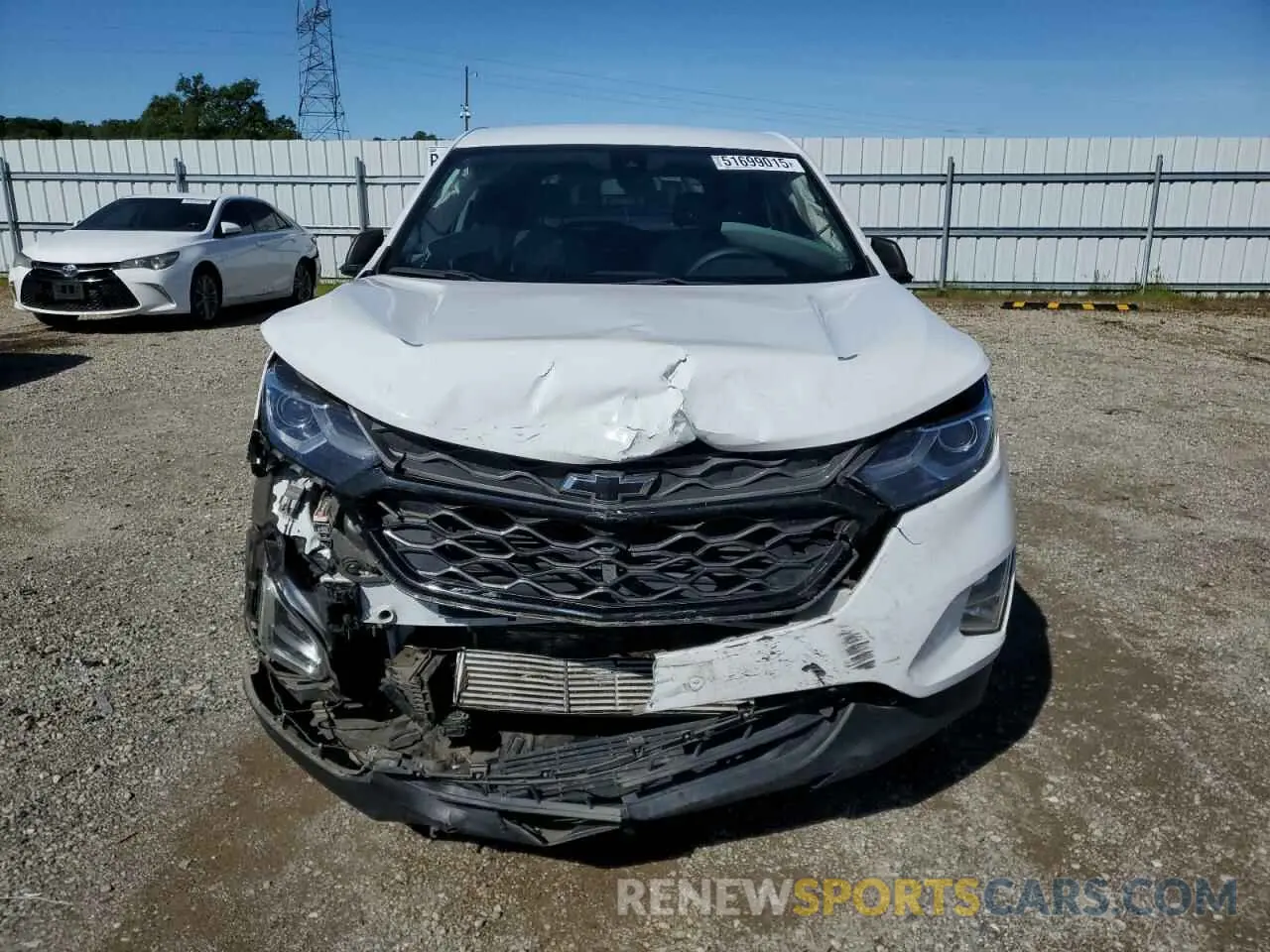5 Photograph of a damaged car 3GNAXSEVXMS143818 CHEVROLET EQUINOX 2021