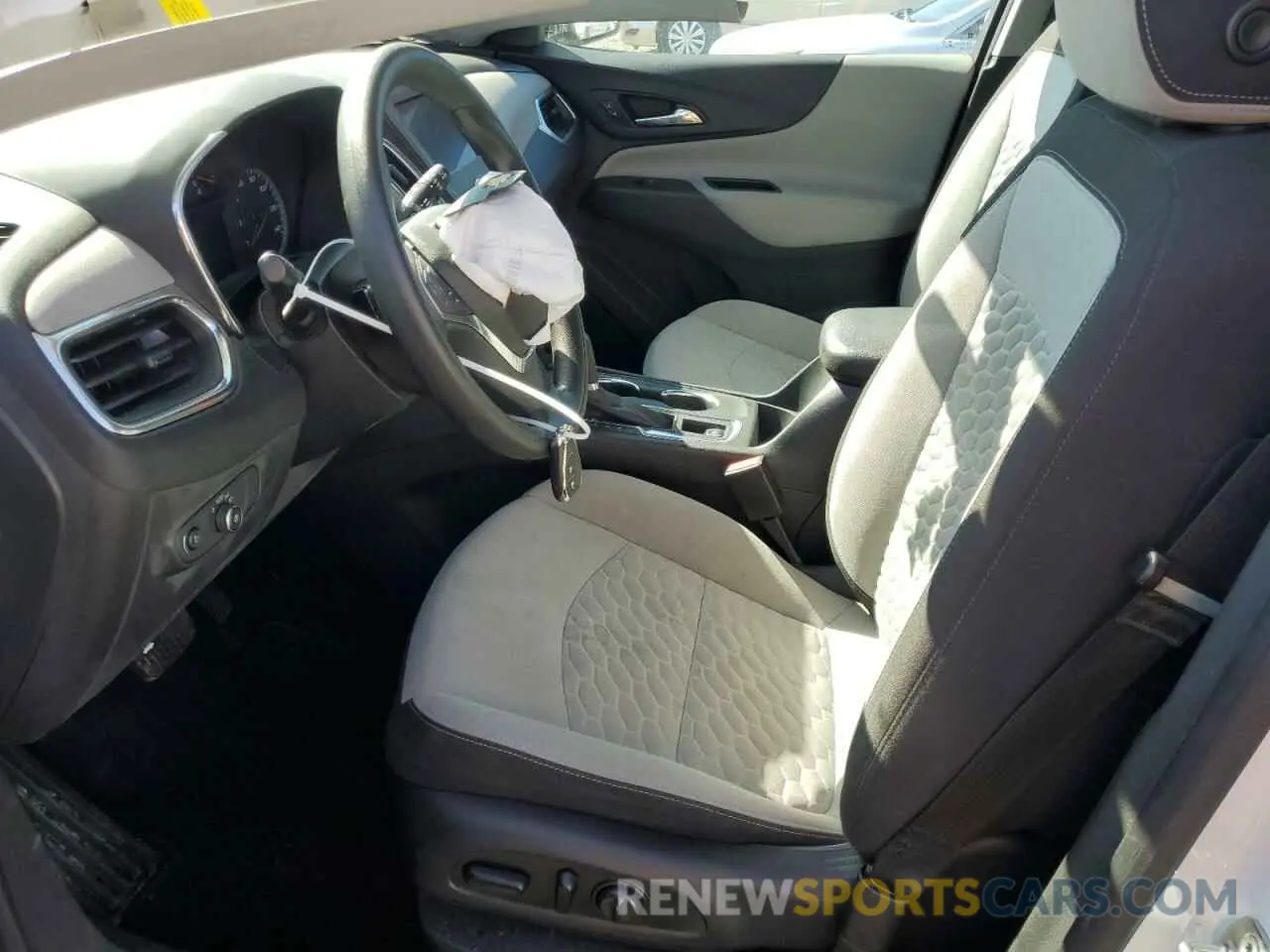 7 Photograph of a damaged car 3GNAXSEVXMS143818 CHEVROLET EQUINOX 2021
