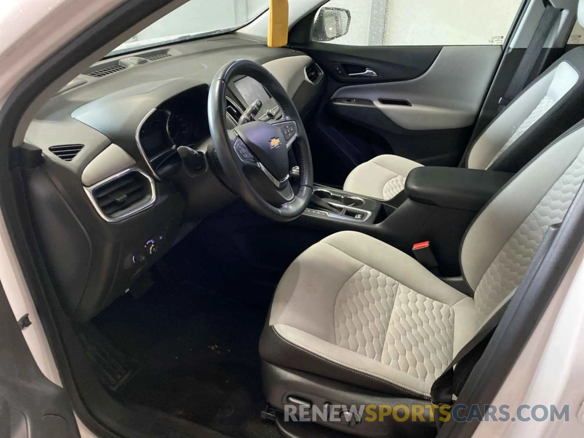 10 Photograph of a damaged car 3GNAXTEV0ML379362 CHEVROLET EQUINOX 2021