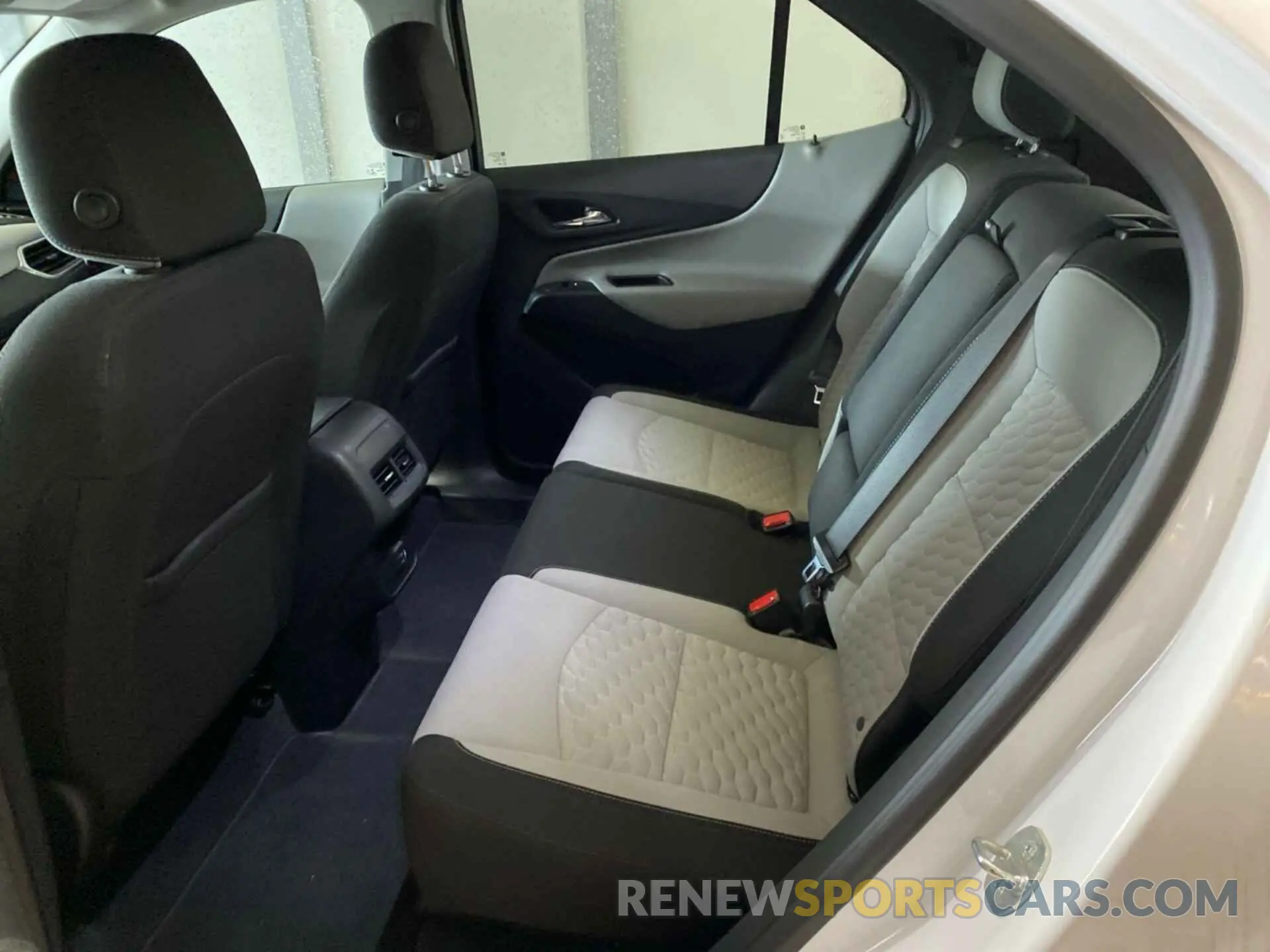 9 Photograph of a damaged car 3GNAXTEV0ML379362 CHEVROLET EQUINOX 2021