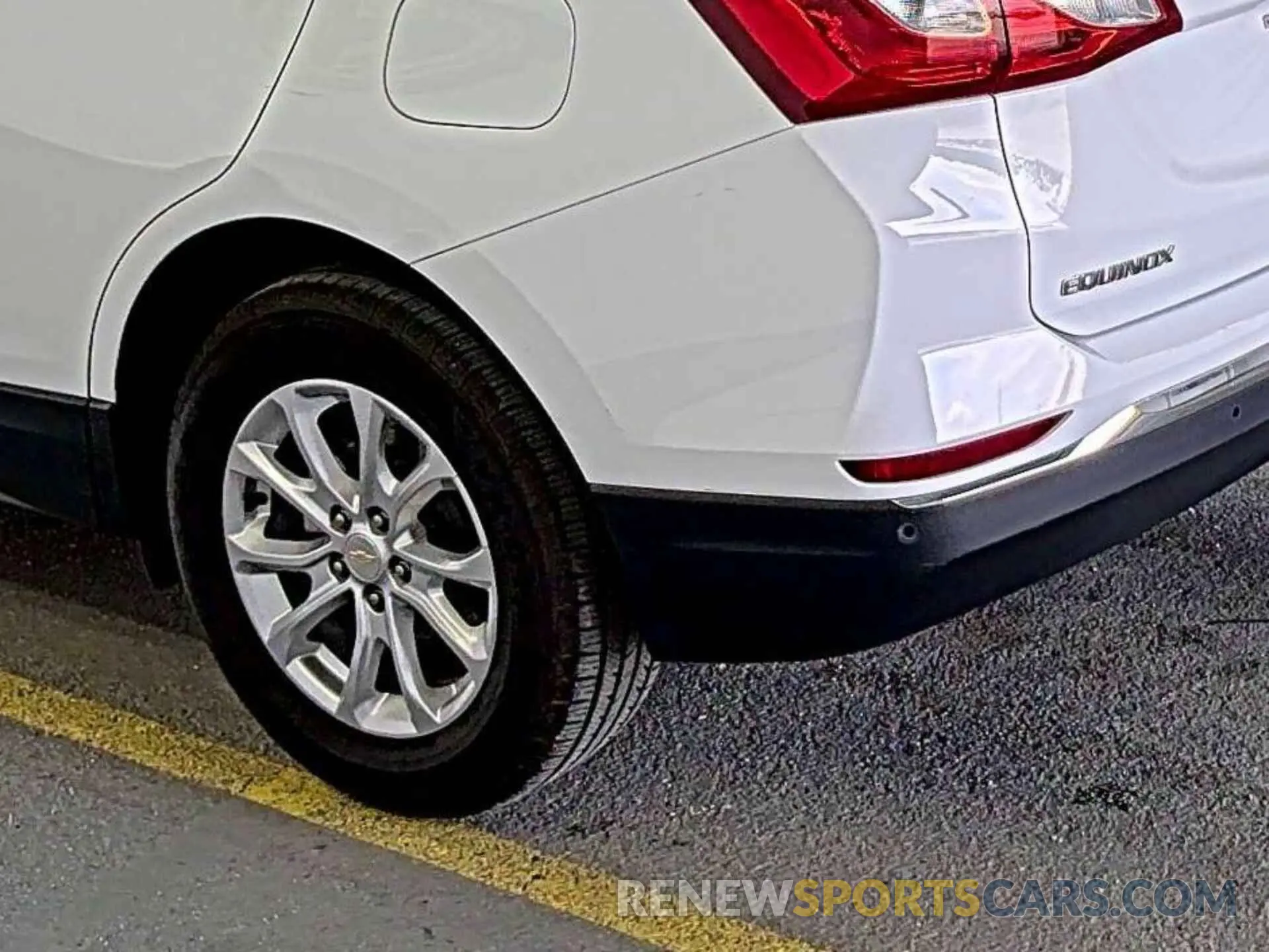 18 Photograph of a damaged car 3GNAXTEV1MS103794 CHEVROLET EQUINOX 2021