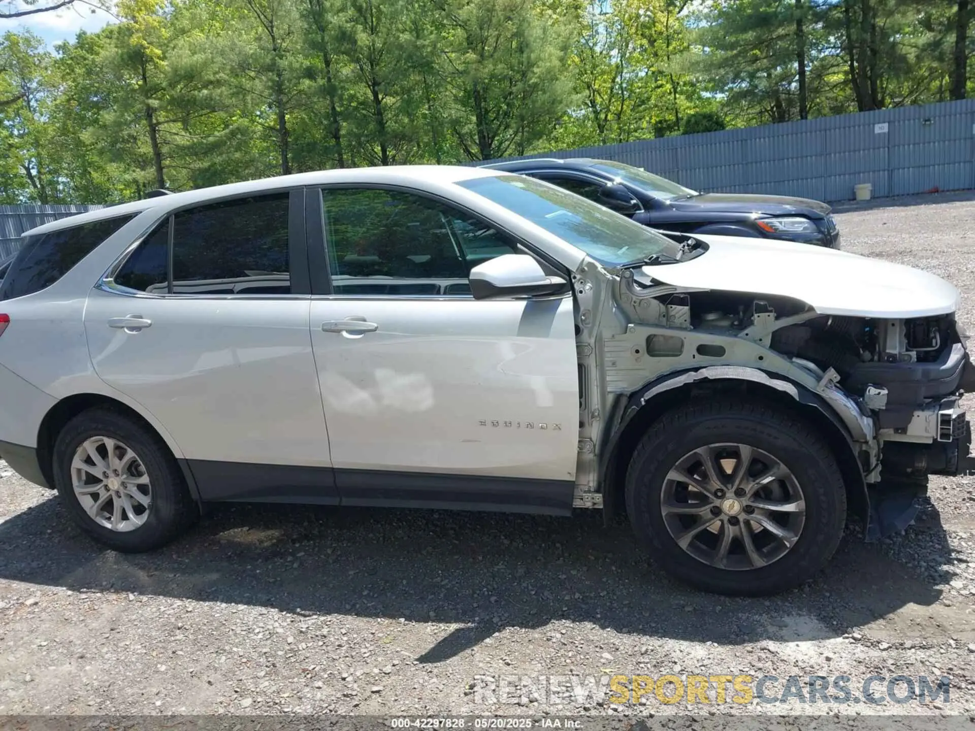 14 Photograph of a damaged car 3GNAXTEV1MS160948 CHEVROLET EQUINOX 2021