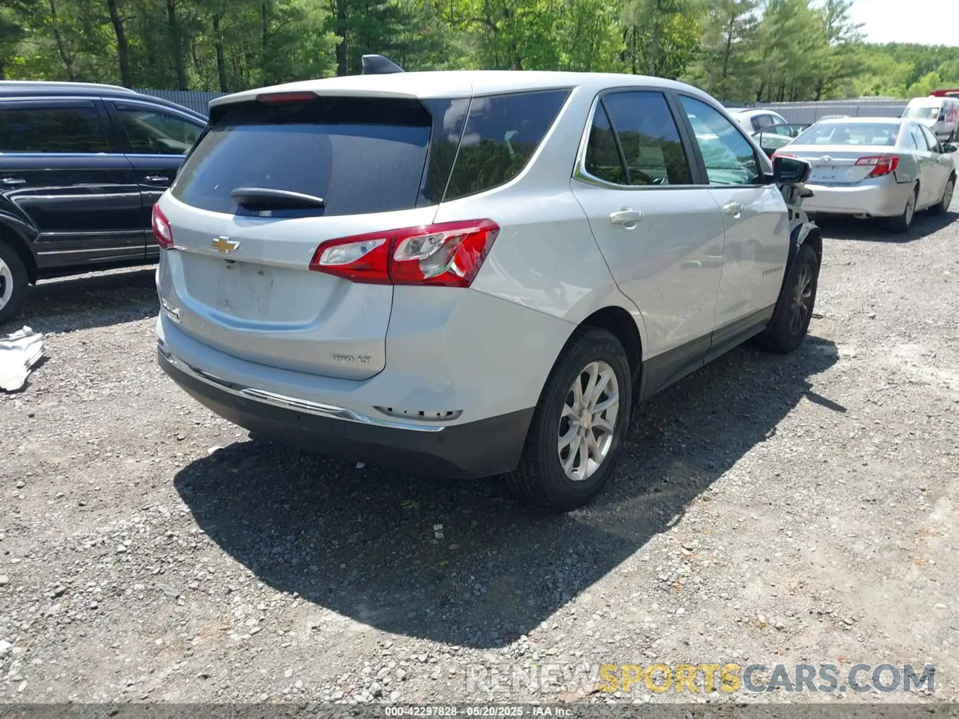 4 Photograph of a damaged car 3GNAXTEV1MS160948 CHEVROLET EQUINOX 2021