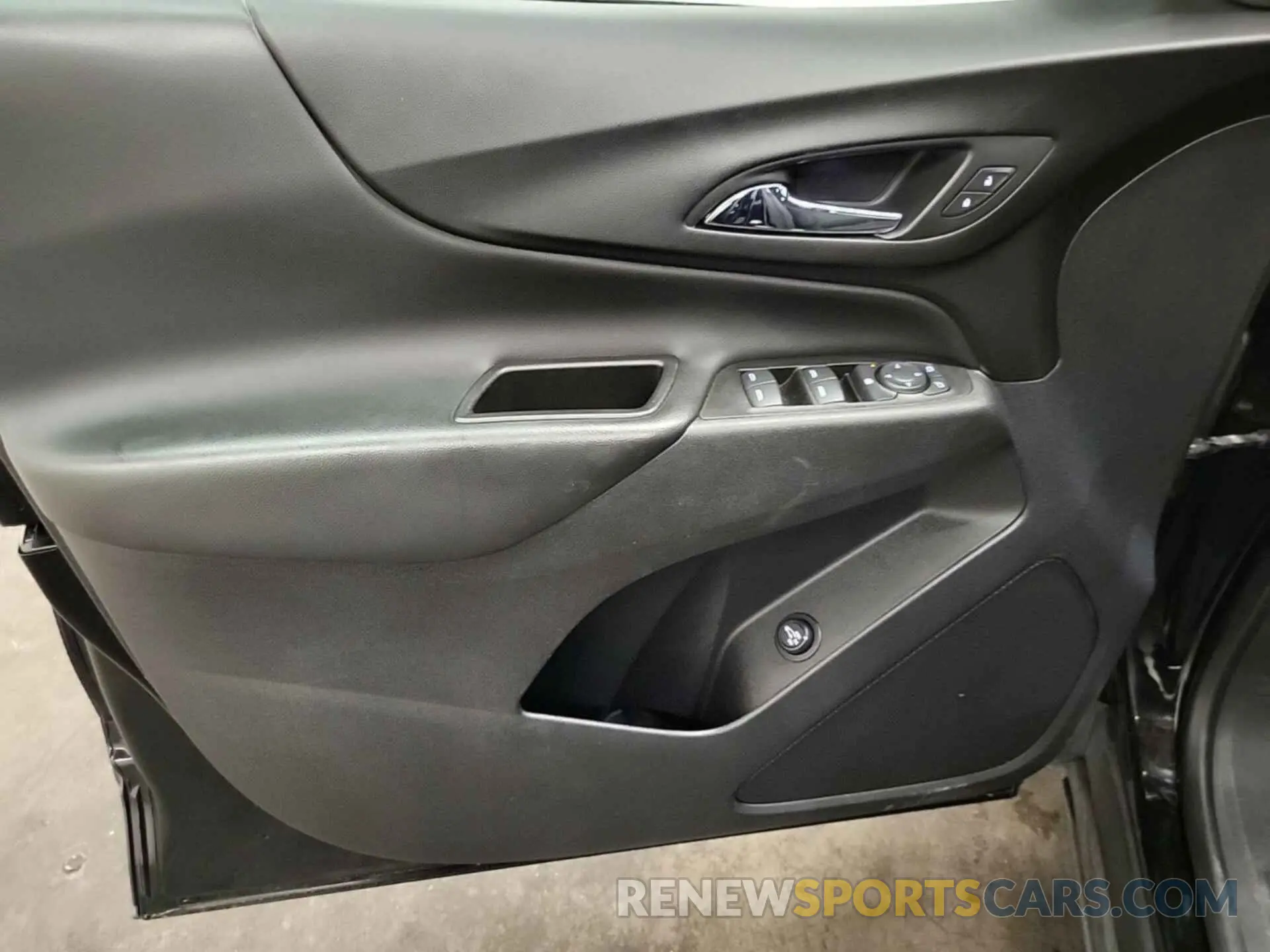 10 Photograph of a damaged car 3GNAXTEV2ML392324 CHEVROLET EQUINOX 2021