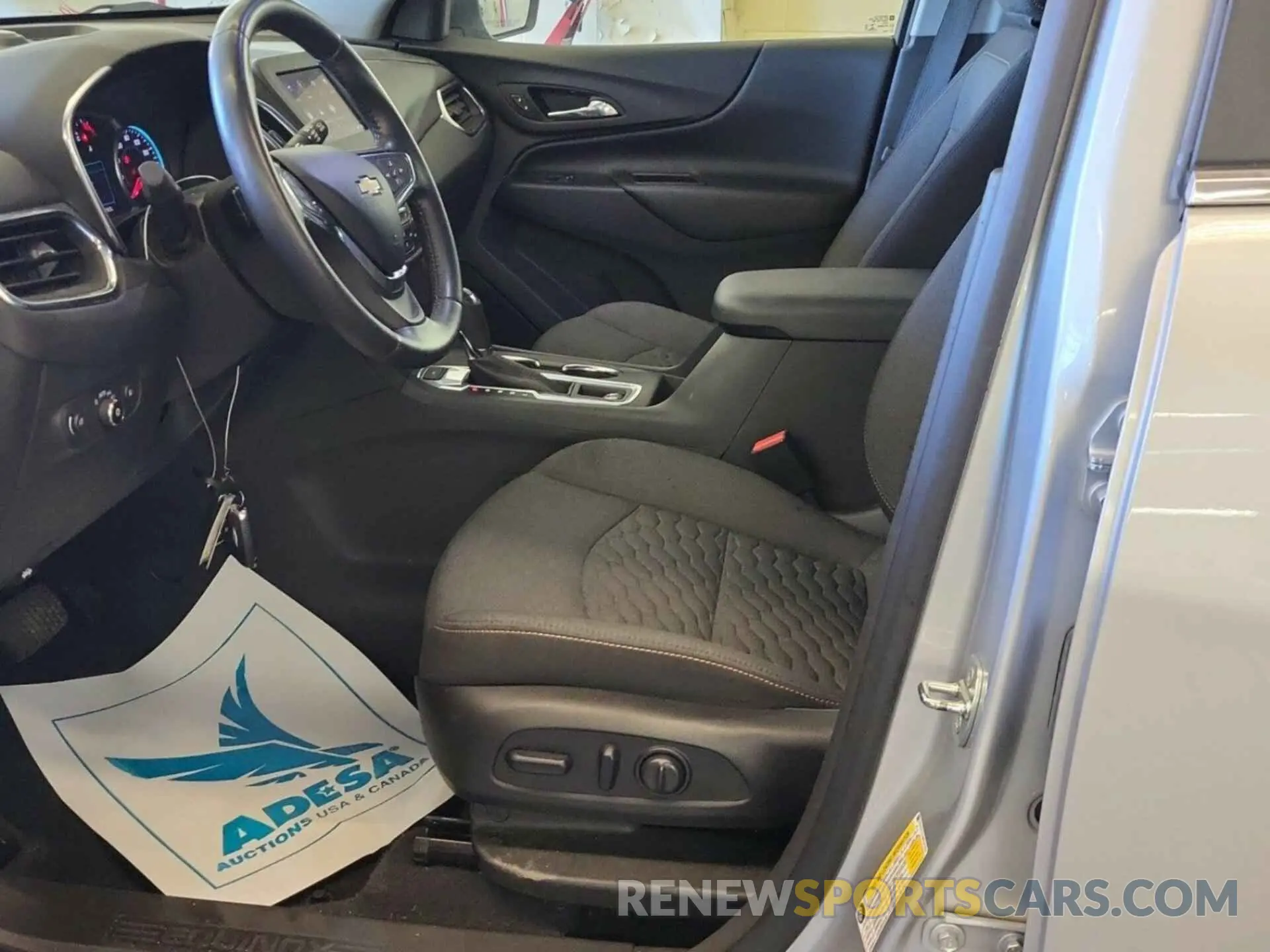 28 Photograph of a damaged car 3GNAXTEV2MS147822 CHEVROLET EQUINOX 2021