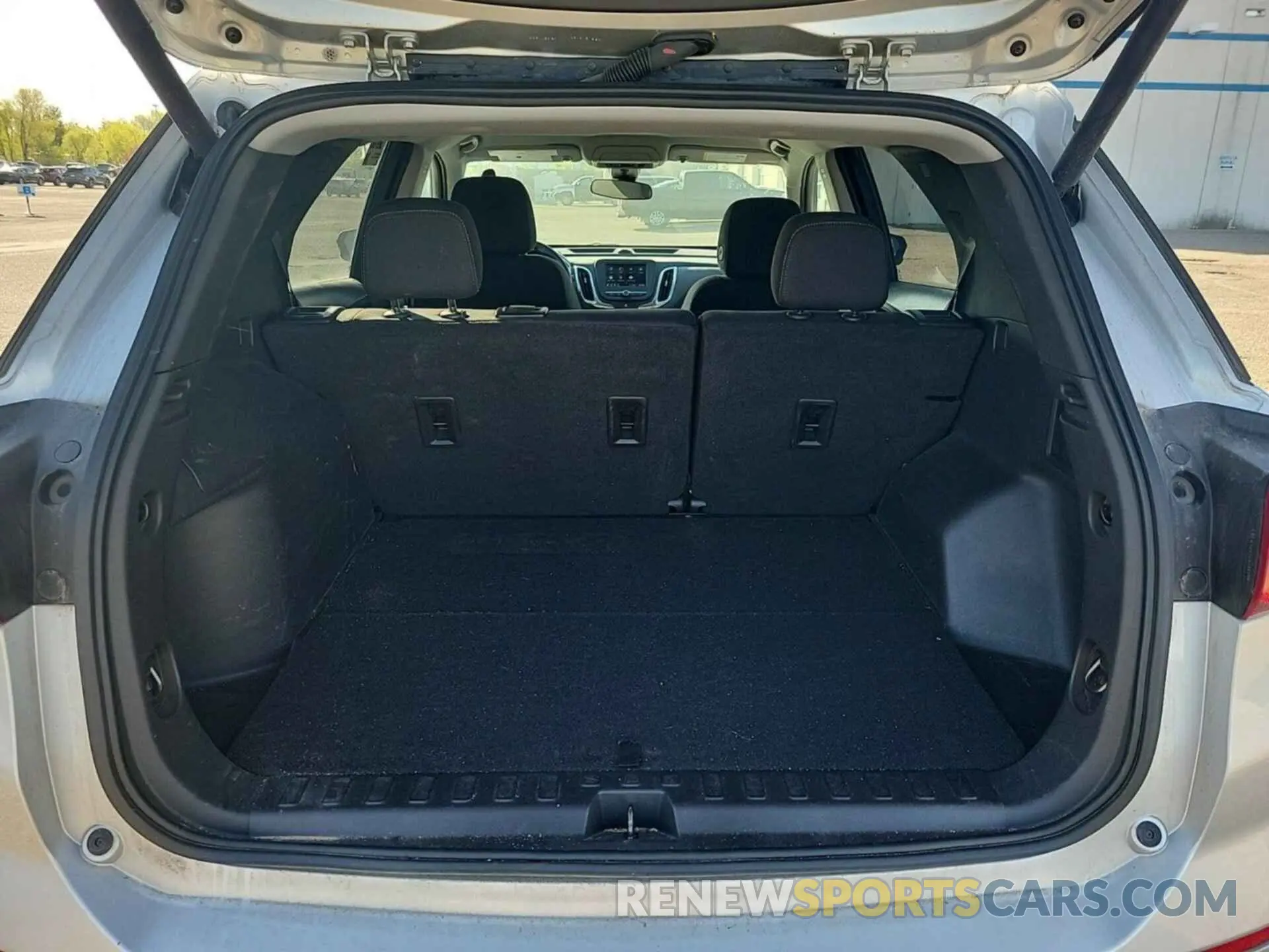 31 Photograph of a damaged car 3GNAXTEV2MS147822 CHEVROLET EQUINOX 2021