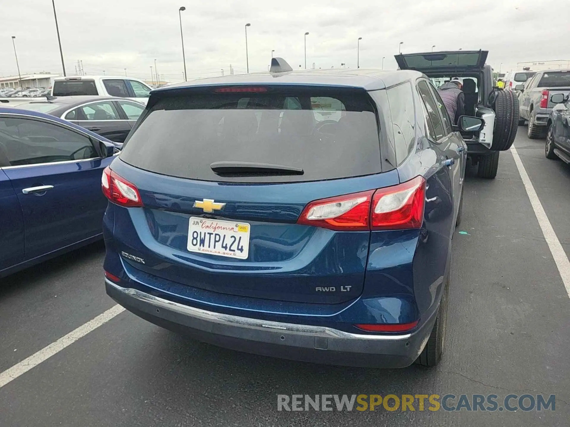 10 Photograph of a damaged car 3GNAXTEV3ML386810 CHEVROLET EQUINOX 2021