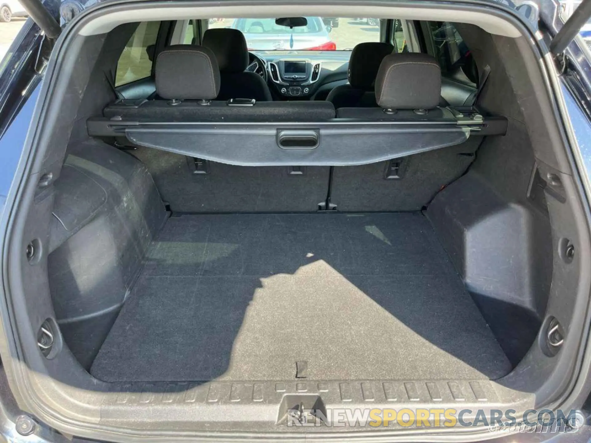 1 Photograph of a damaged car 3GNAXTEV5MS104530 CHEVROLET EQUINOX 2021