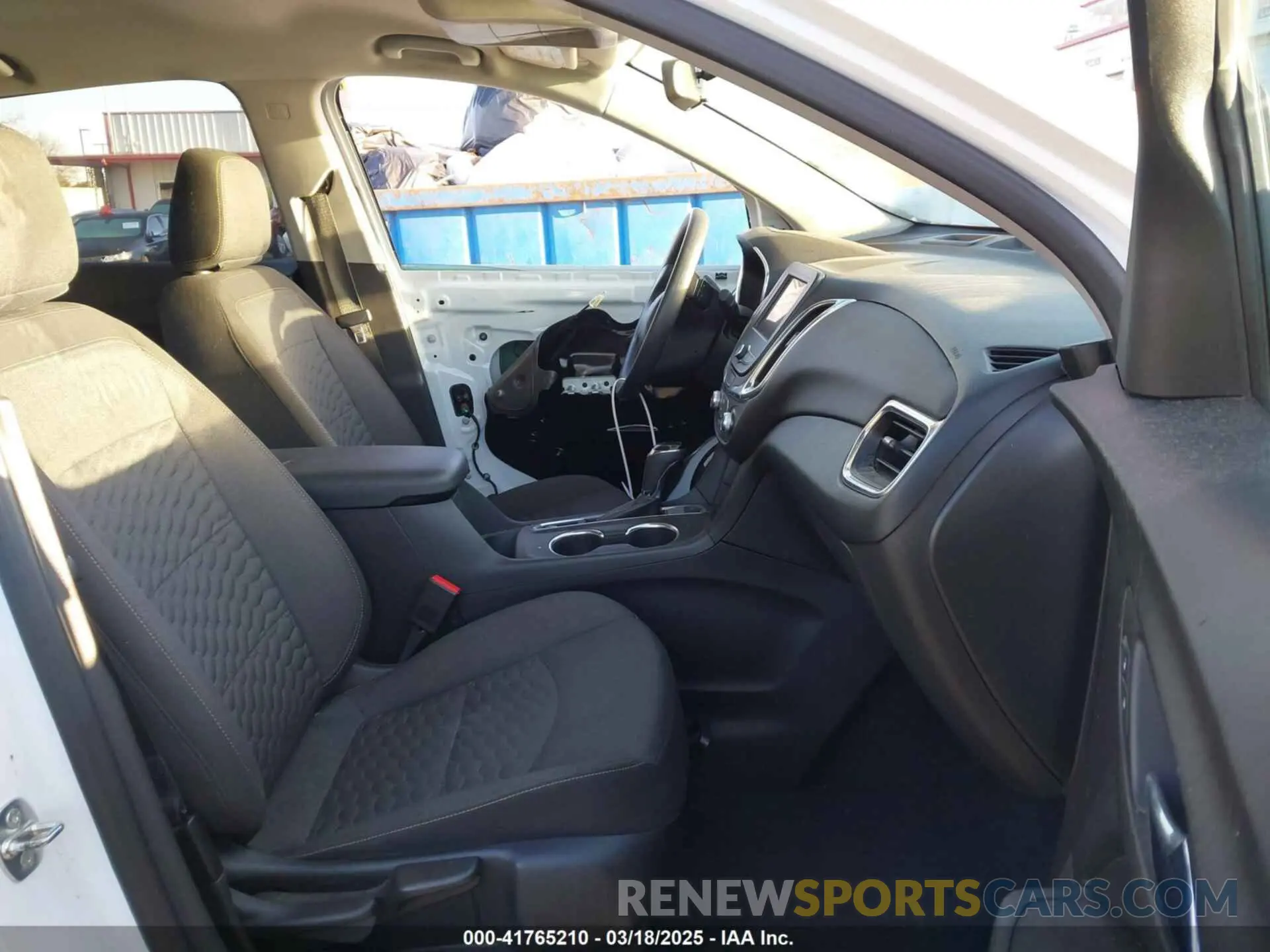 5 Photograph of a damaged car 3GNAXTEV6MS131946 CHEVROLET EQUINOX 2021