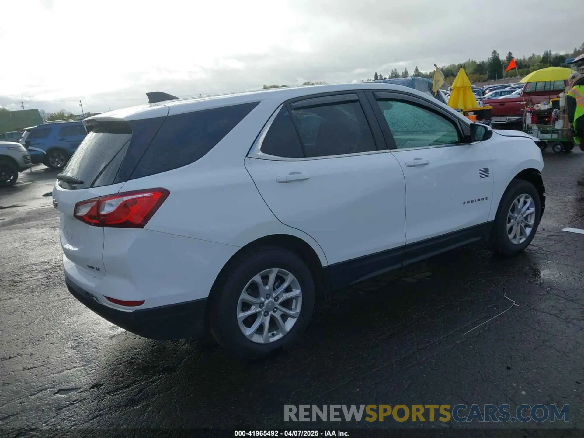 4 Photograph of a damaged car 3GNAXTEV7MS137268 CHEVROLET EQUINOX 2021