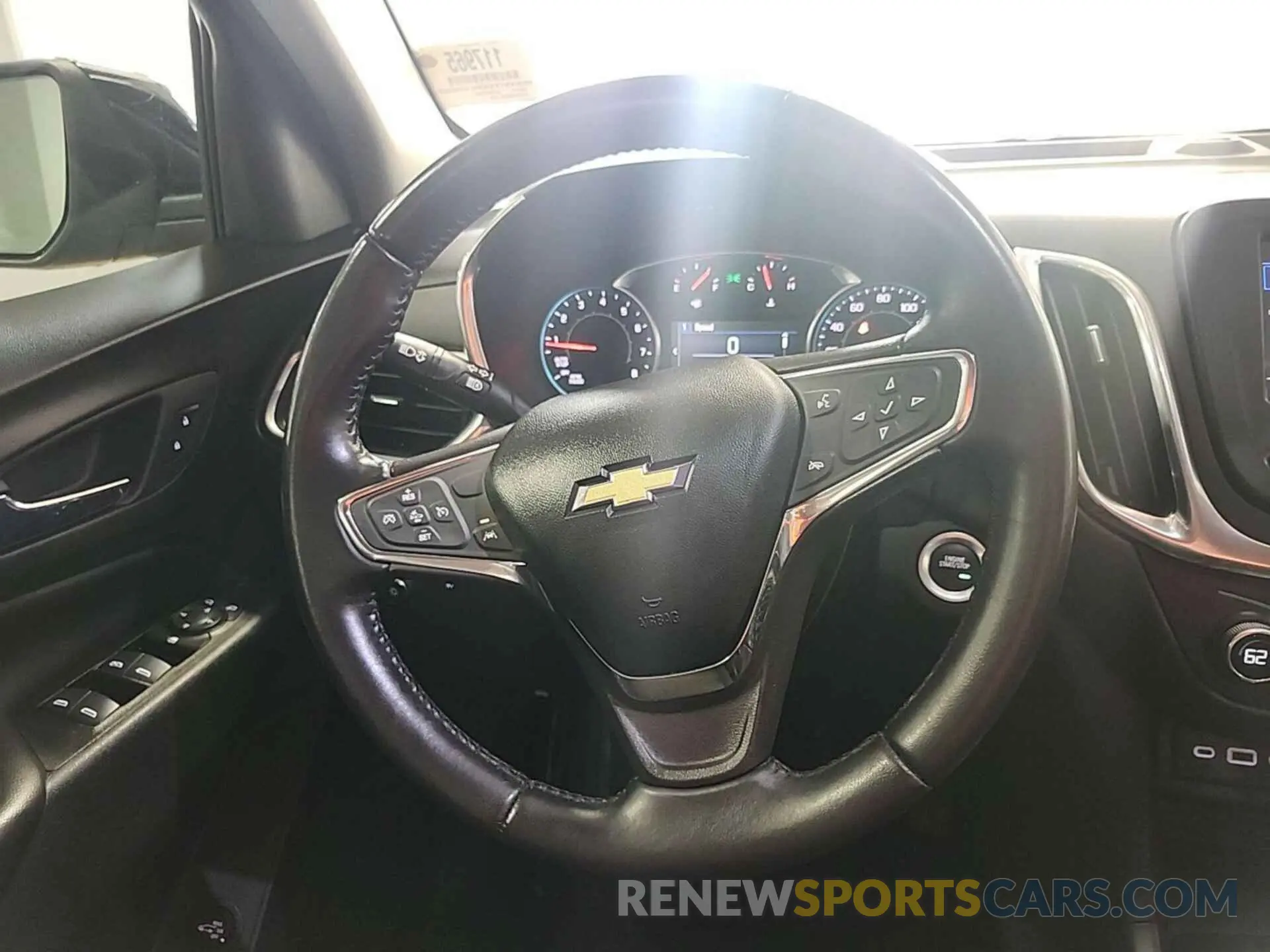4 Photograph of a damaged car 3GNAXTEVXML379353 CHEVROLET EQUINOX 2021