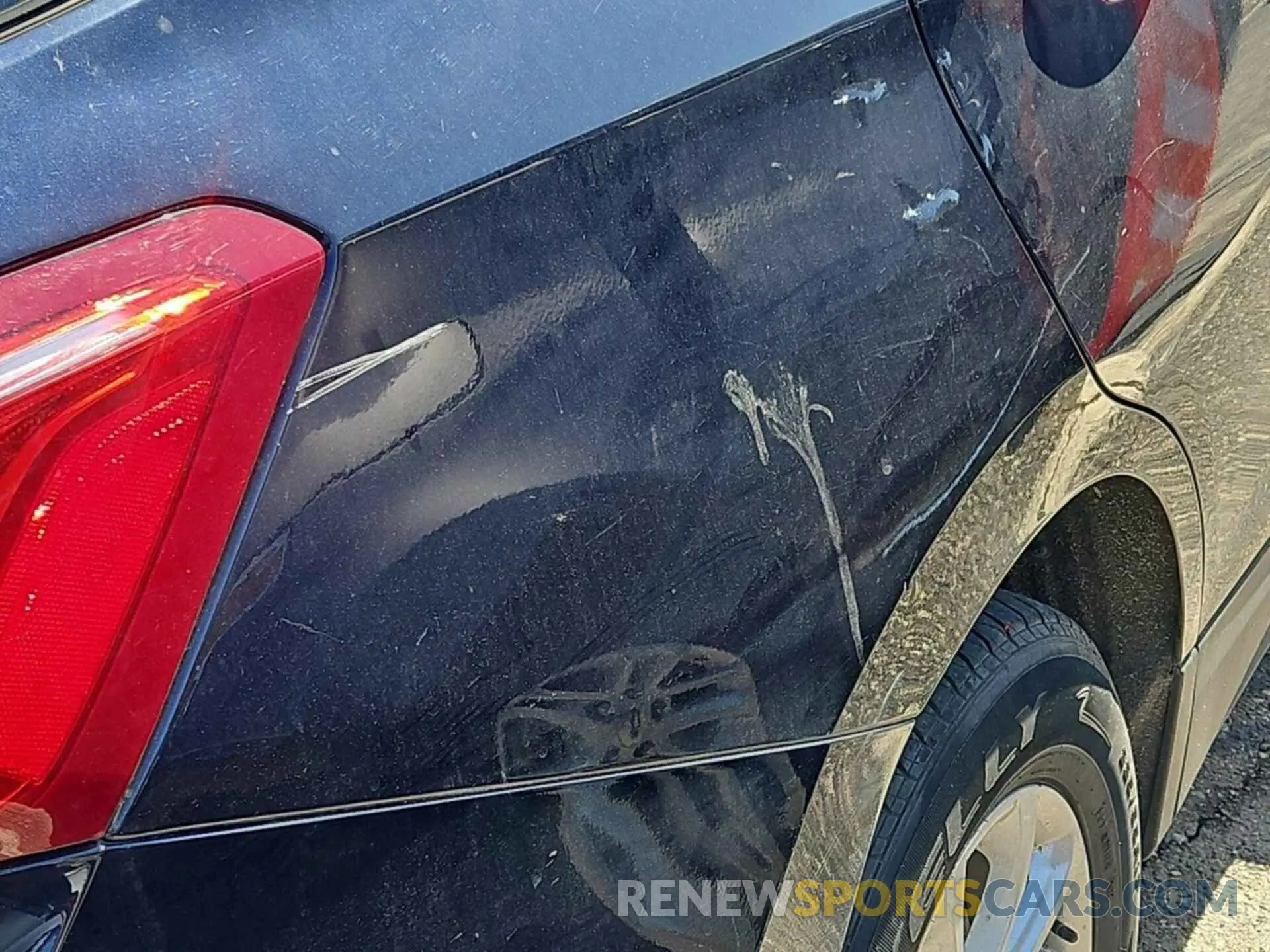 27 Photograph of a damaged car 3GNAXTEVXMS103583 CHEVROLET EQUINOX 2021