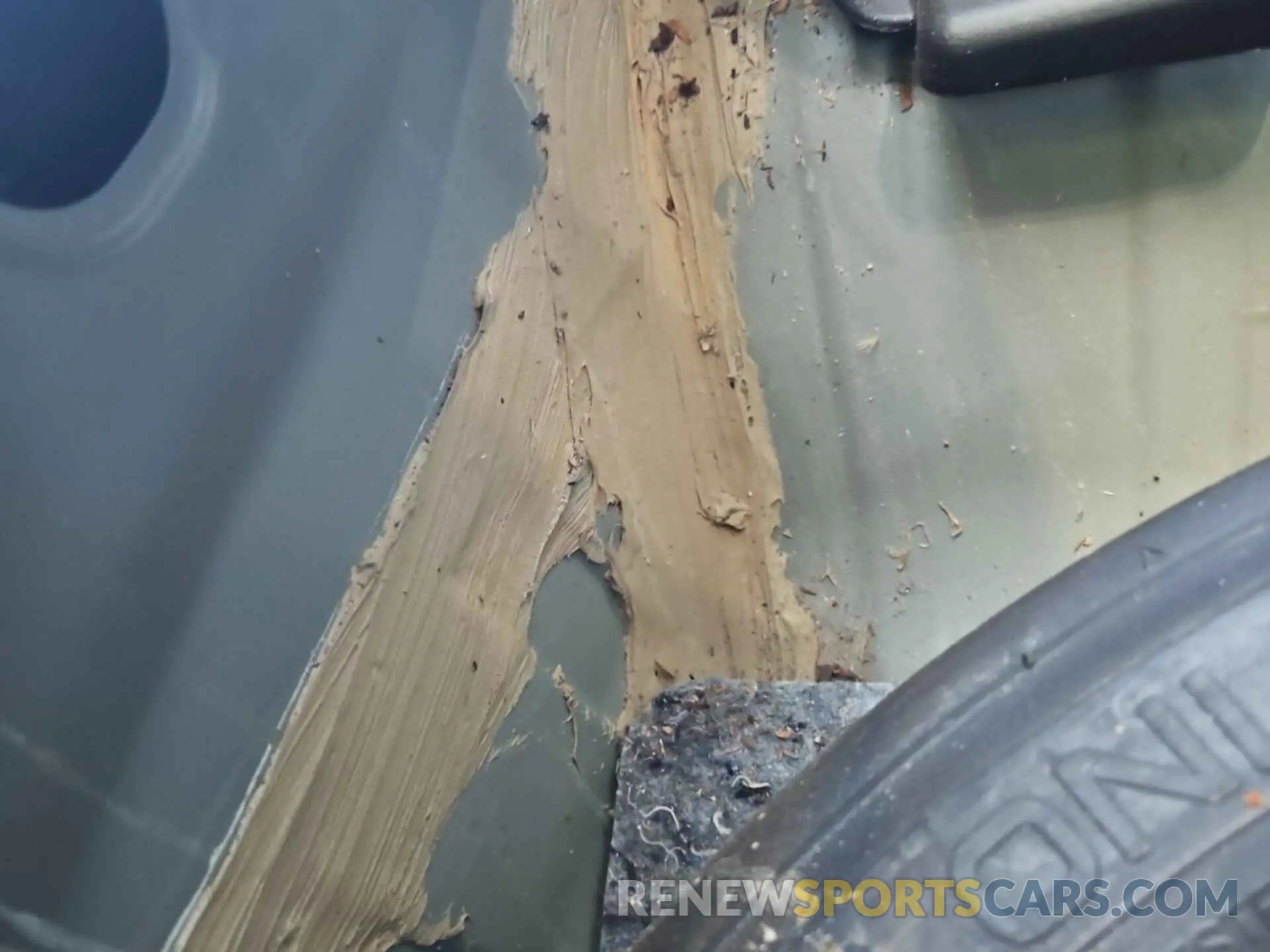 32 Photograph of a damaged car 3GNAXTEVXMS103583 CHEVROLET EQUINOX 2021
