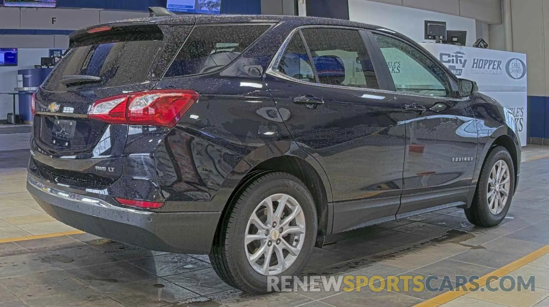 11 Photograph of a damaged car 3GNAXTEVXMS111389 CHEVROLET EQUINOX 2021