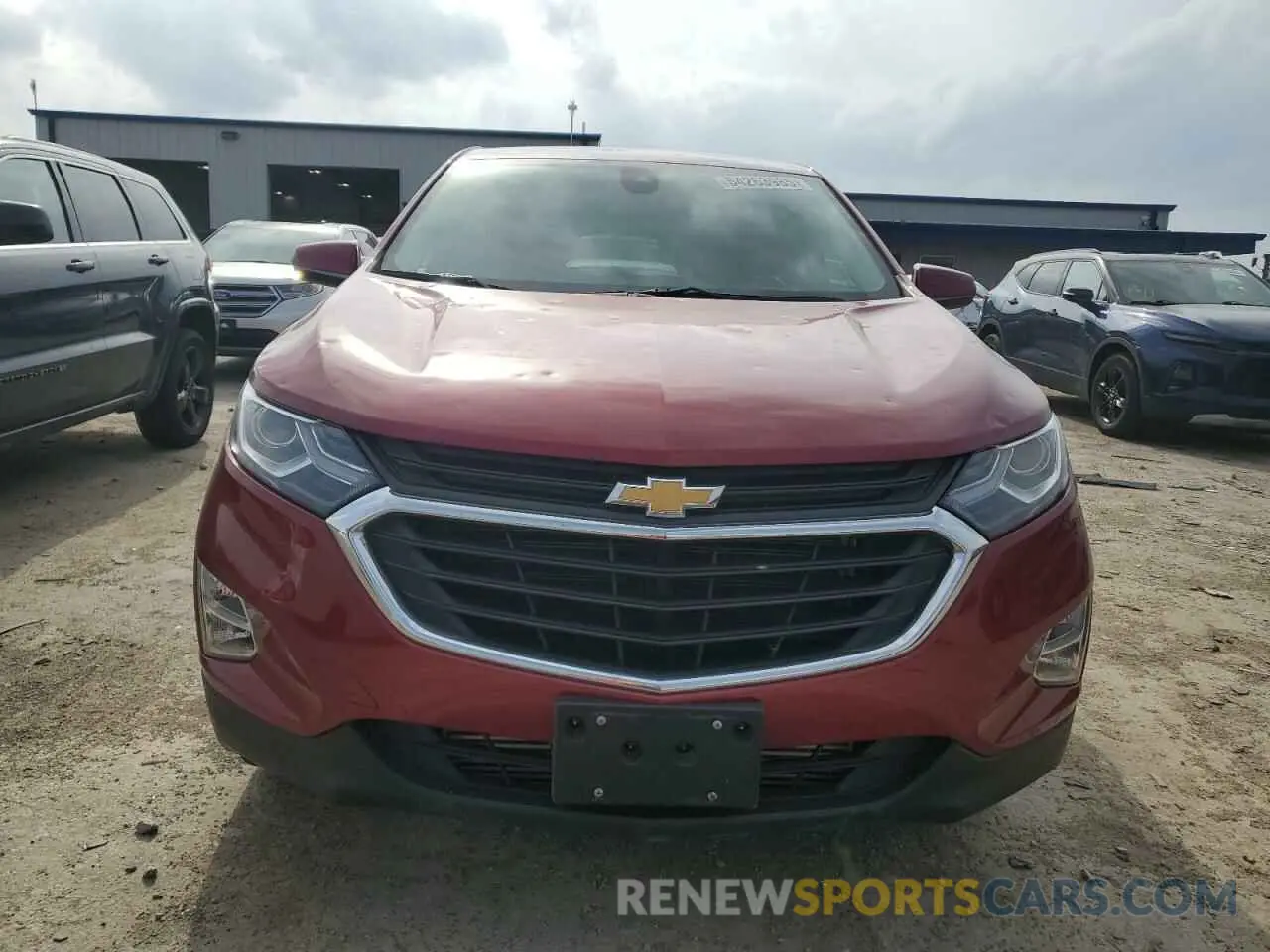 5 Photograph of a damaged car 3GNAXUEV0ML324643 CHEVROLET EQUINOX 2021