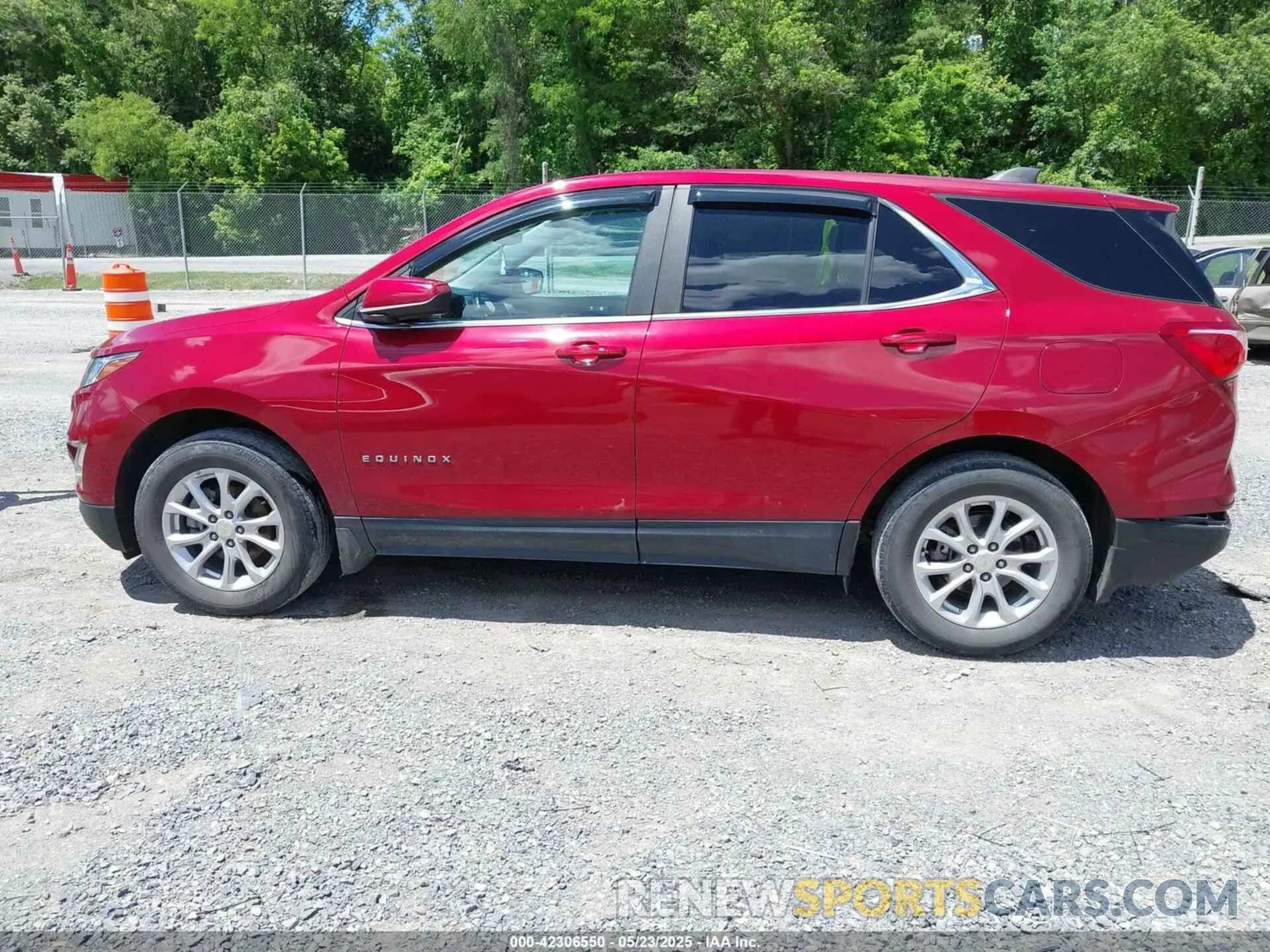 14 Photograph of a damaged car 3GNAXUEV0ML345556 CHEVROLET EQUINOX 2021