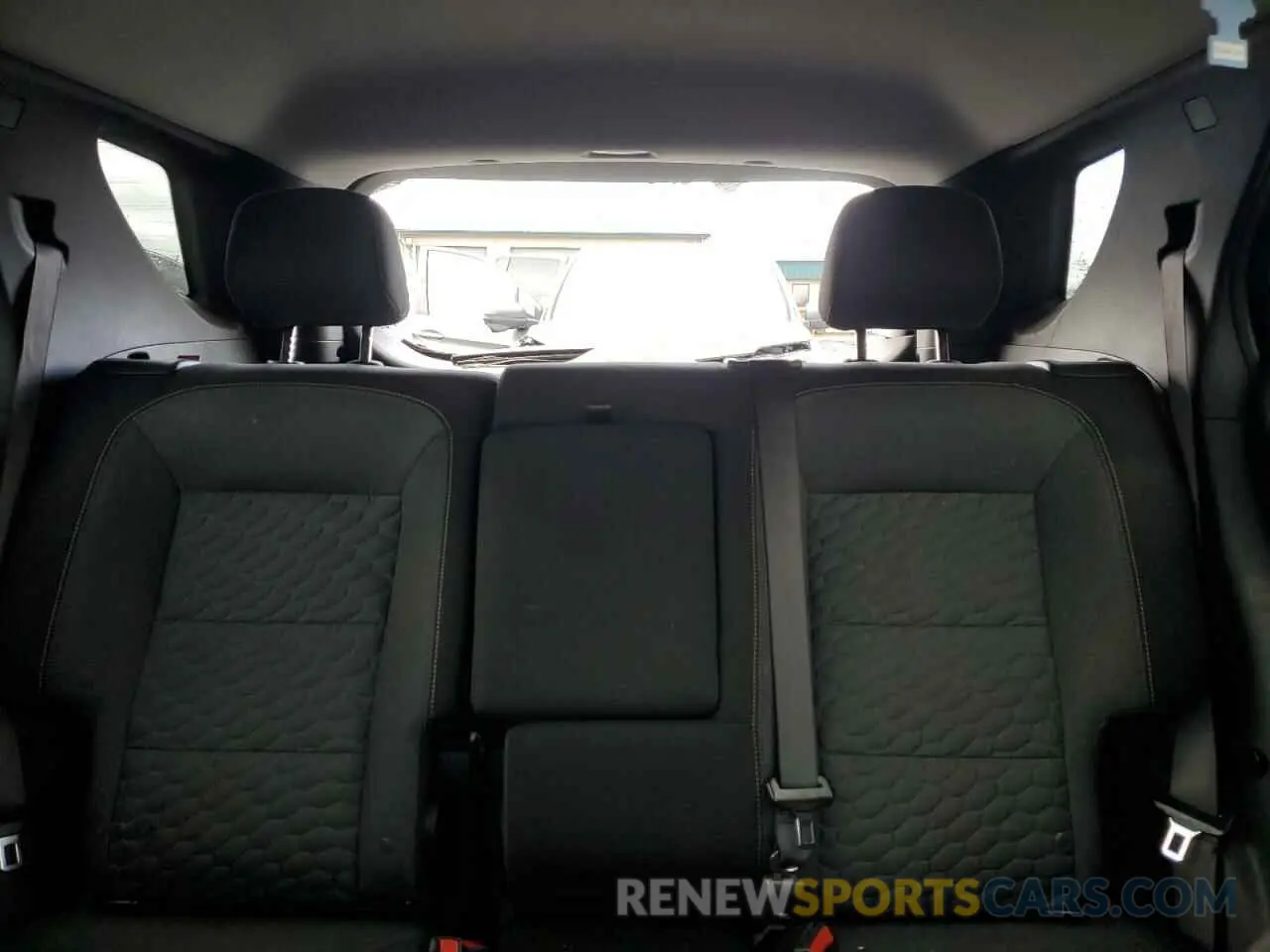 10 Photograph of a damaged car 3GNAXUEV0ML366438 CHEVROLET EQUINOX 2021