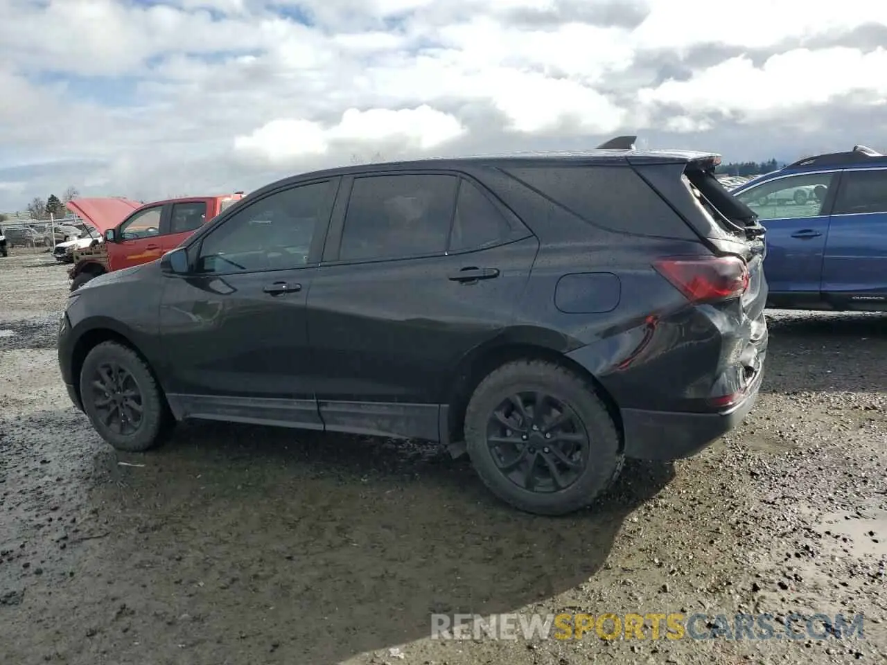 2 Photograph of a damaged car 3GNAXUEV0ML366438 CHEVROLET EQUINOX 2021