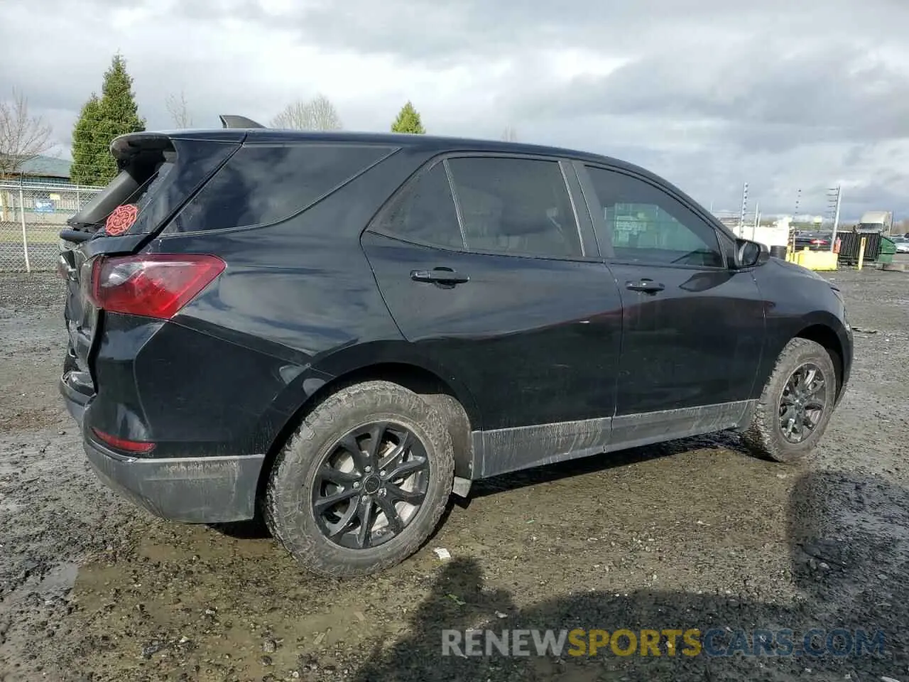 3 Photograph of a damaged car 3GNAXUEV0ML366438 CHEVROLET EQUINOX 2021