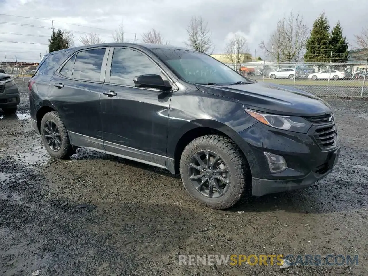 4 Photograph of a damaged car 3GNAXUEV0ML366438 CHEVROLET EQUINOX 2021