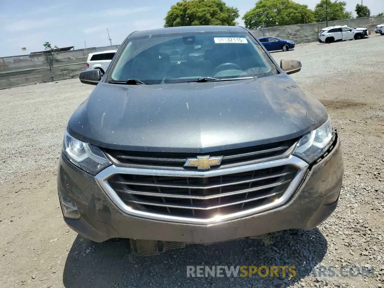 5 Photograph of a damaged car 3GNAXUEV0ML380064 CHEVROLET EQUINOX 2021