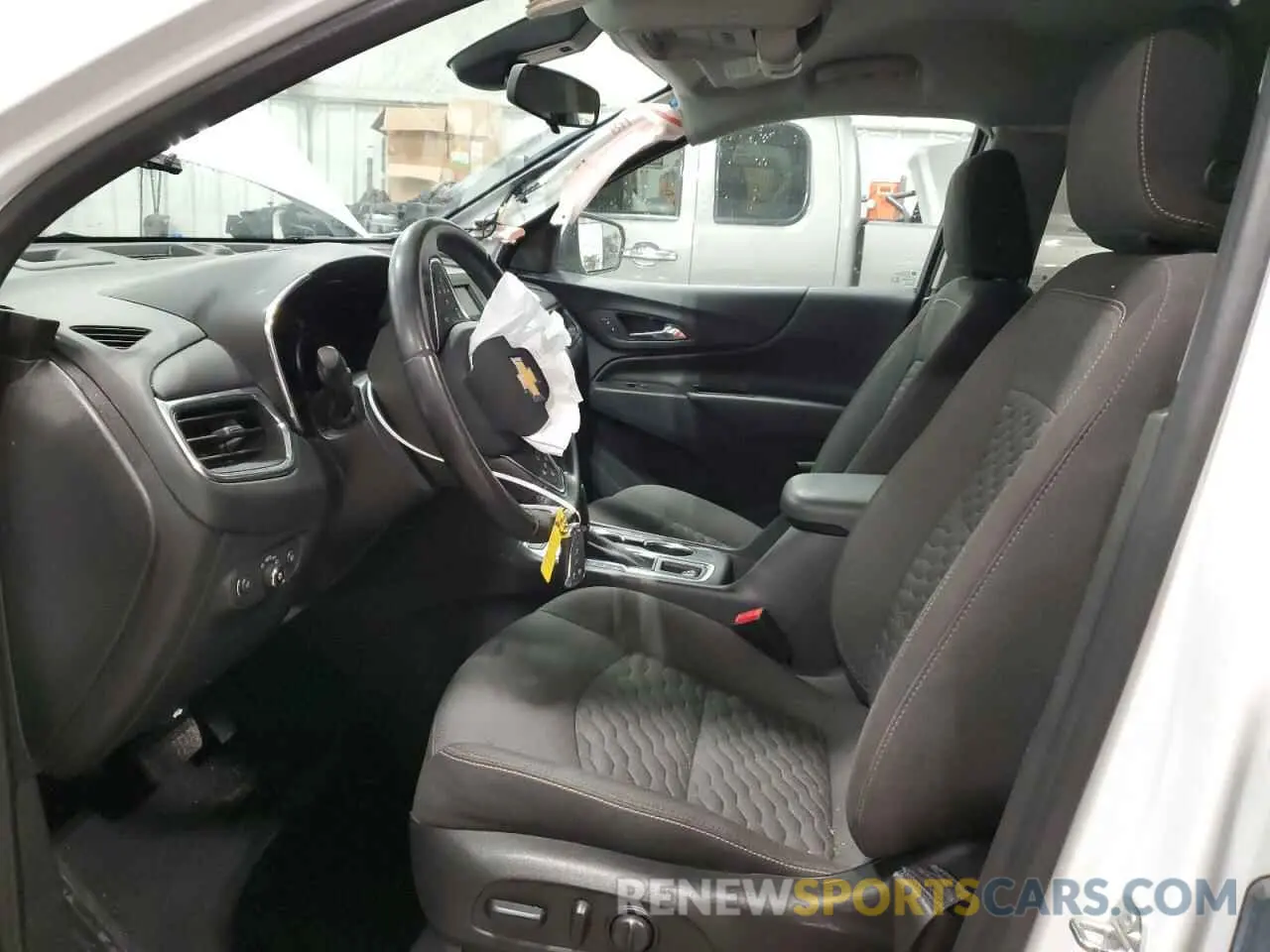 7 Photograph of a damaged car 3GNAXUEV0MS157724 CHEVROLET EQUINOX 2021