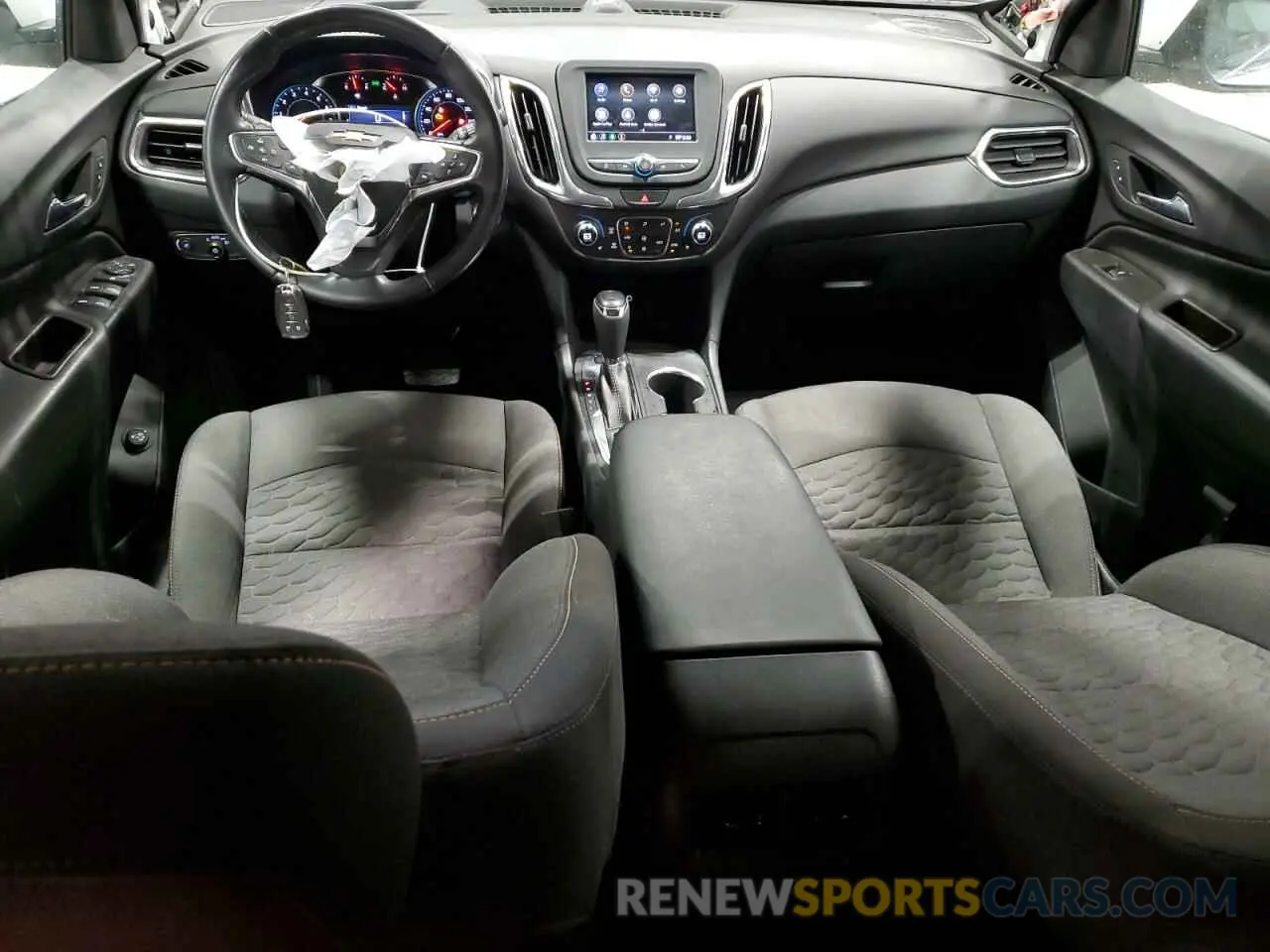 8 Photograph of a damaged car 3GNAXUEV0MS157724 CHEVROLET EQUINOX 2021