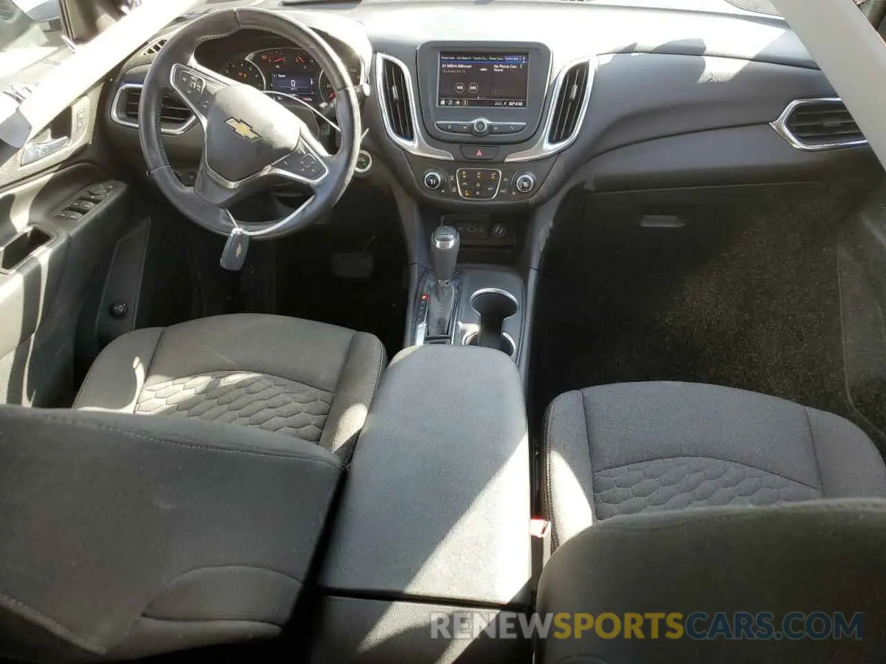 8 Photograph of a damaged car 3GNAXUEV0MS159683 CHEVROLET EQUINOX 2021