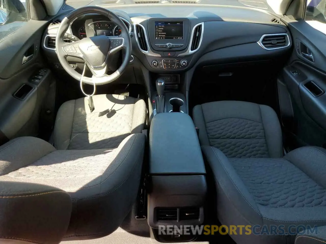 8 Photograph of a damaged car 3GNAXUEV1ML366612 CHEVROLET EQUINOX 2021