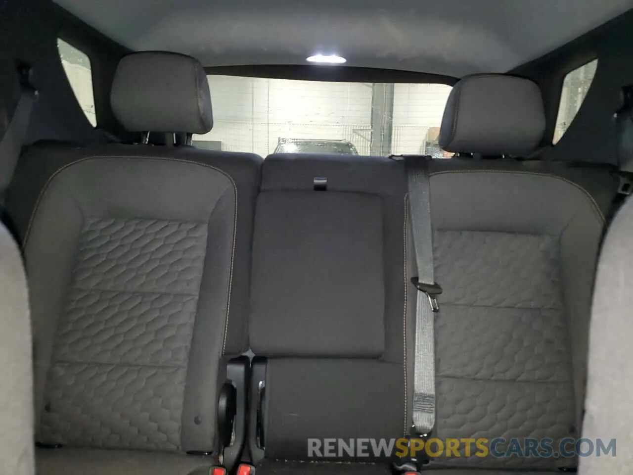 10 Photograph of a damaged car 3GNAXUEV1MS111951 CHEVROLET EQUINOX 2021