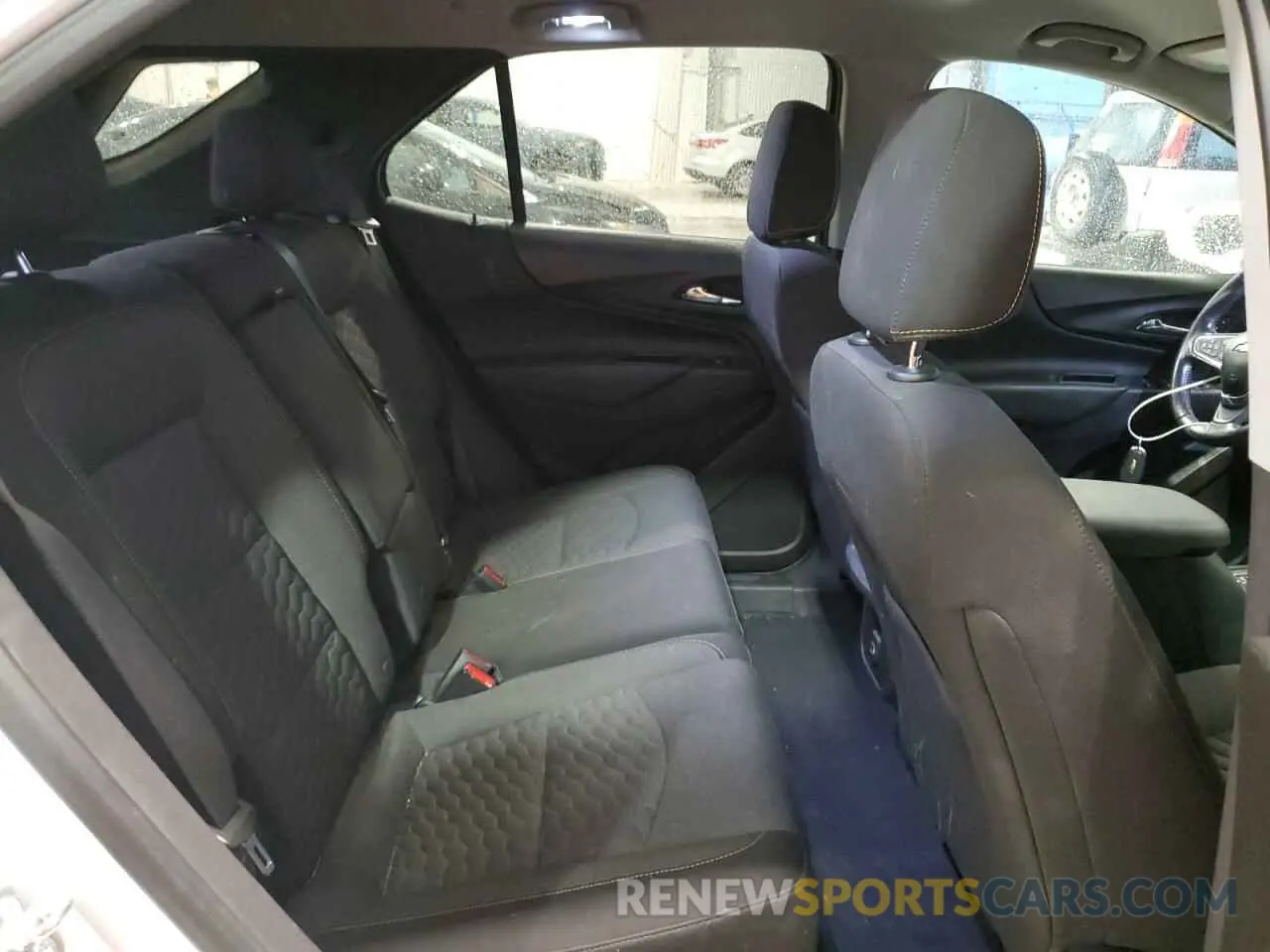 11 Photograph of a damaged car 3GNAXUEV1MS111951 CHEVROLET EQUINOX 2021