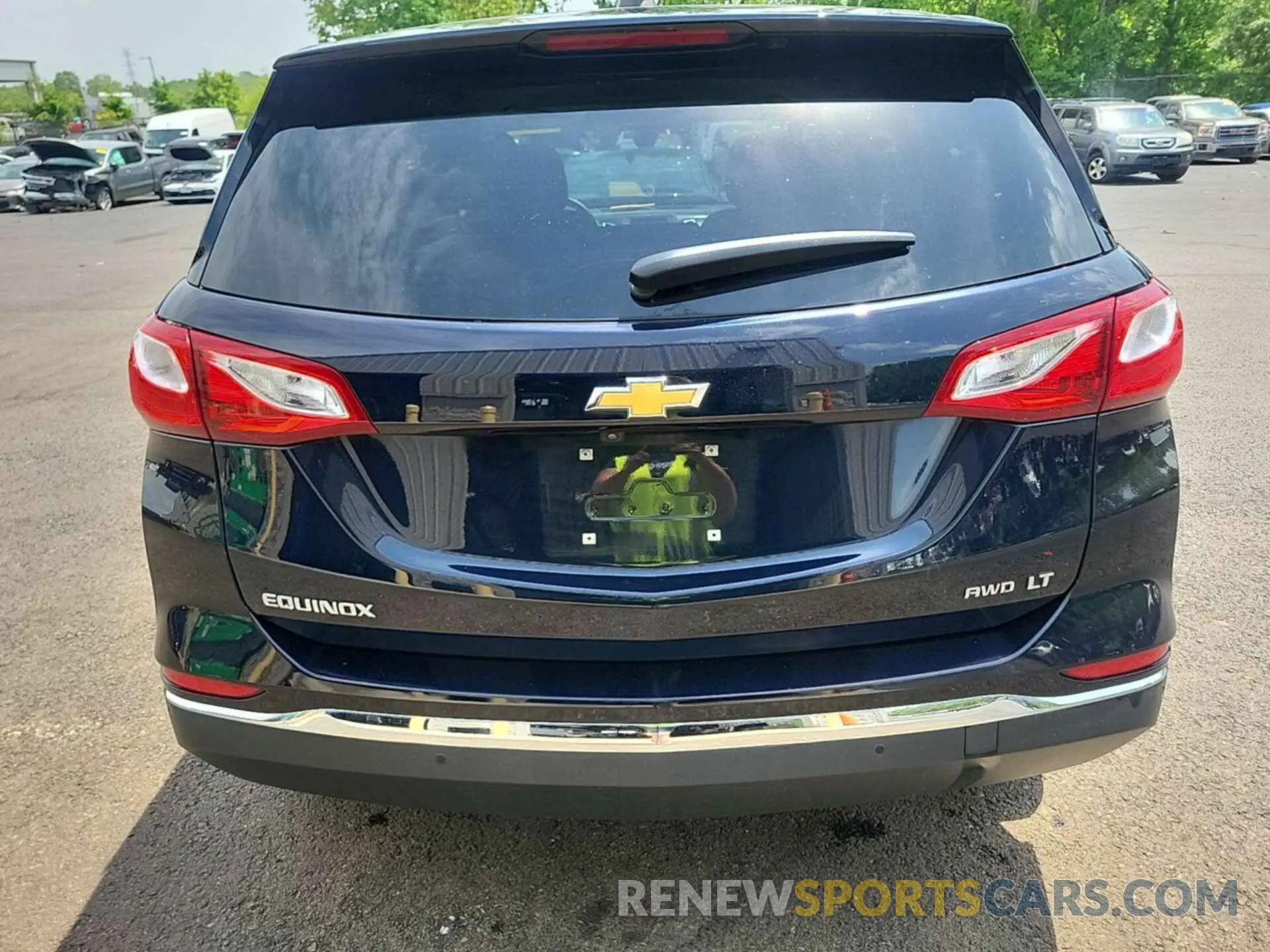 10 Photograph of a damaged car 3GNAXUEV1MS139510 CHEVROLET EQUINOX 2021