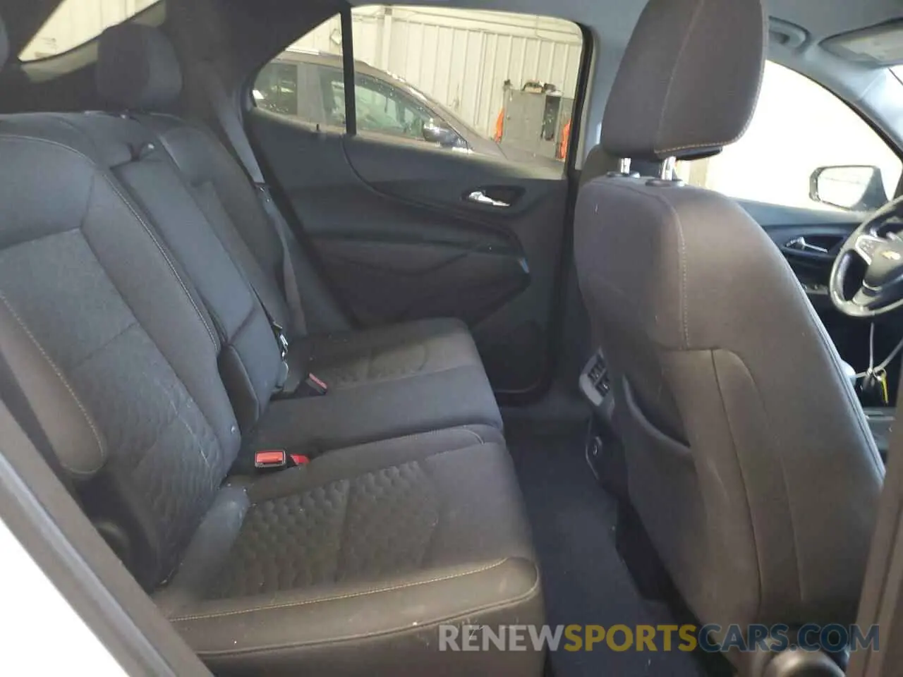 11 Photograph of a damaged car 3GNAXUEV1MS169512 CHEVROLET EQUINOX 2021