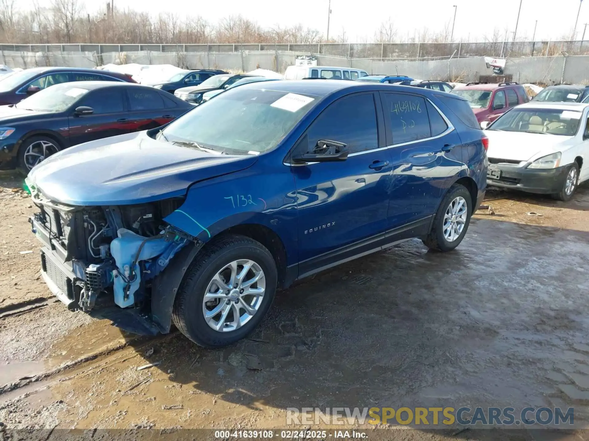 2 Photograph of a damaged car 3GNAXUEV2ML354887 CHEVROLET EQUINOX 2021