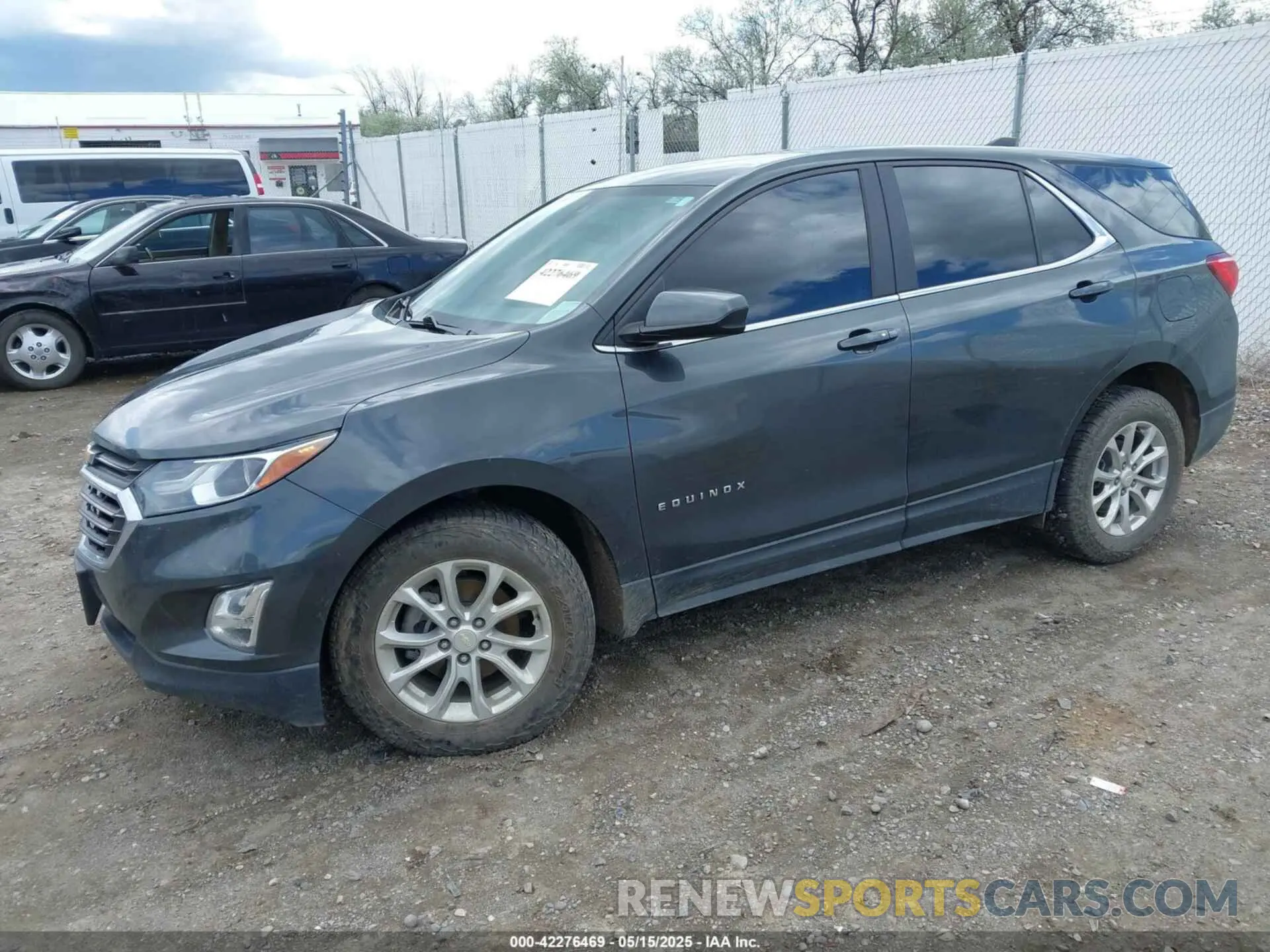 2 Photograph of a damaged car 3GNAXUEV2ML385900 CHEVROLET EQUINOX 2021