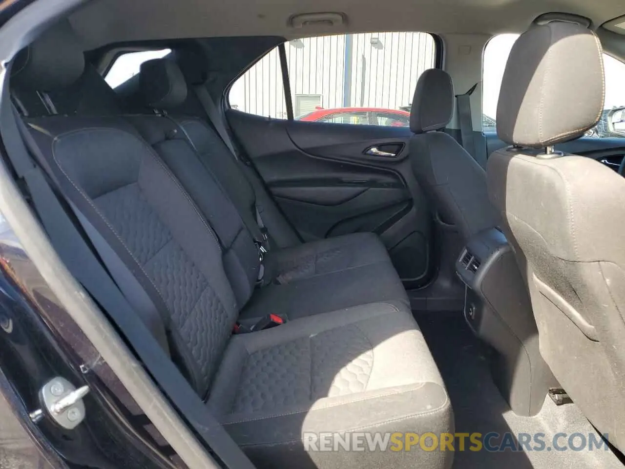 10 Photograph of a damaged car 3GNAXUEV2MS135014 CHEVROLET EQUINOX 2021