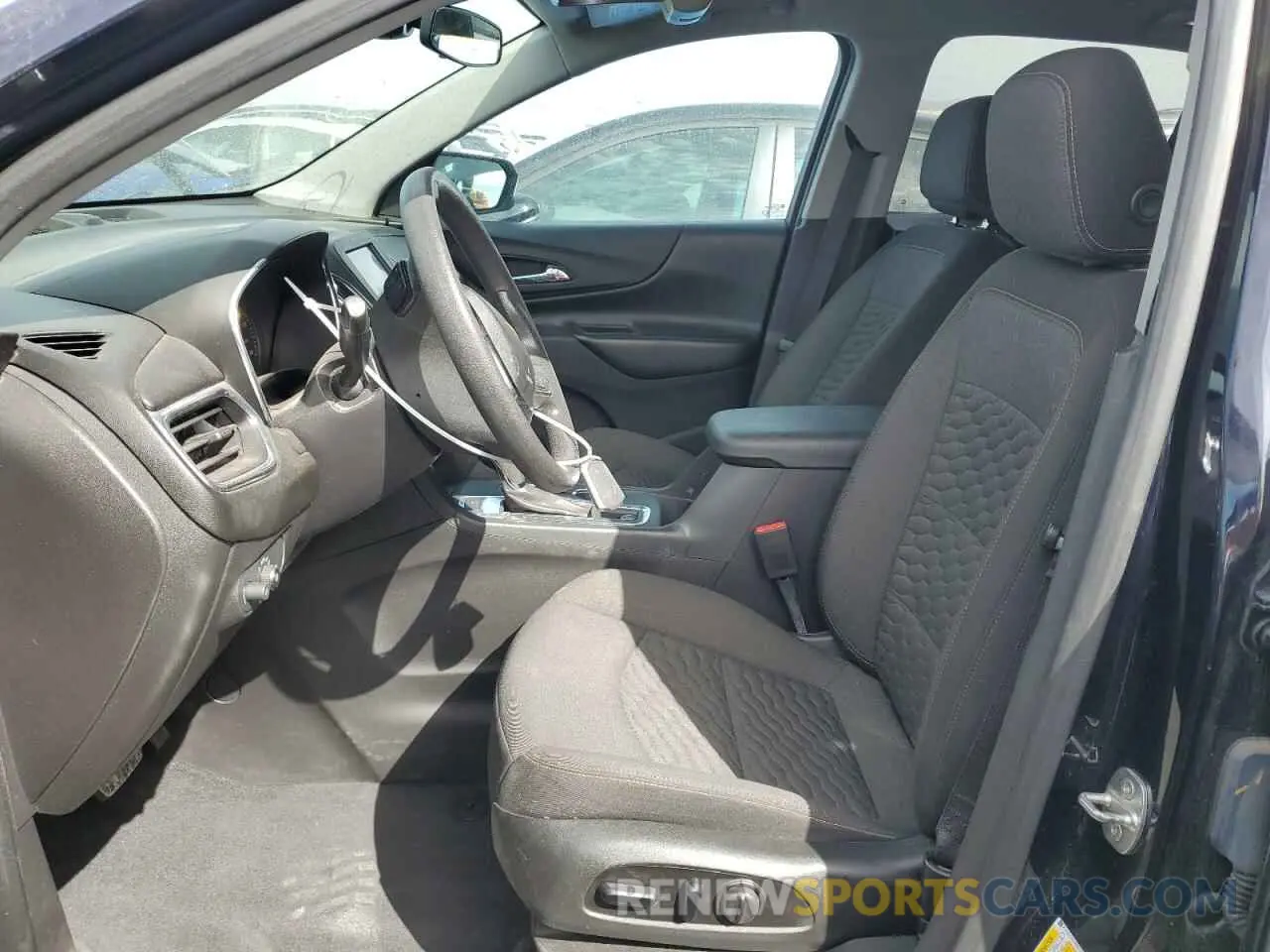 7 Photograph of a damaged car 3GNAXUEV2MS135014 CHEVROLET EQUINOX 2021