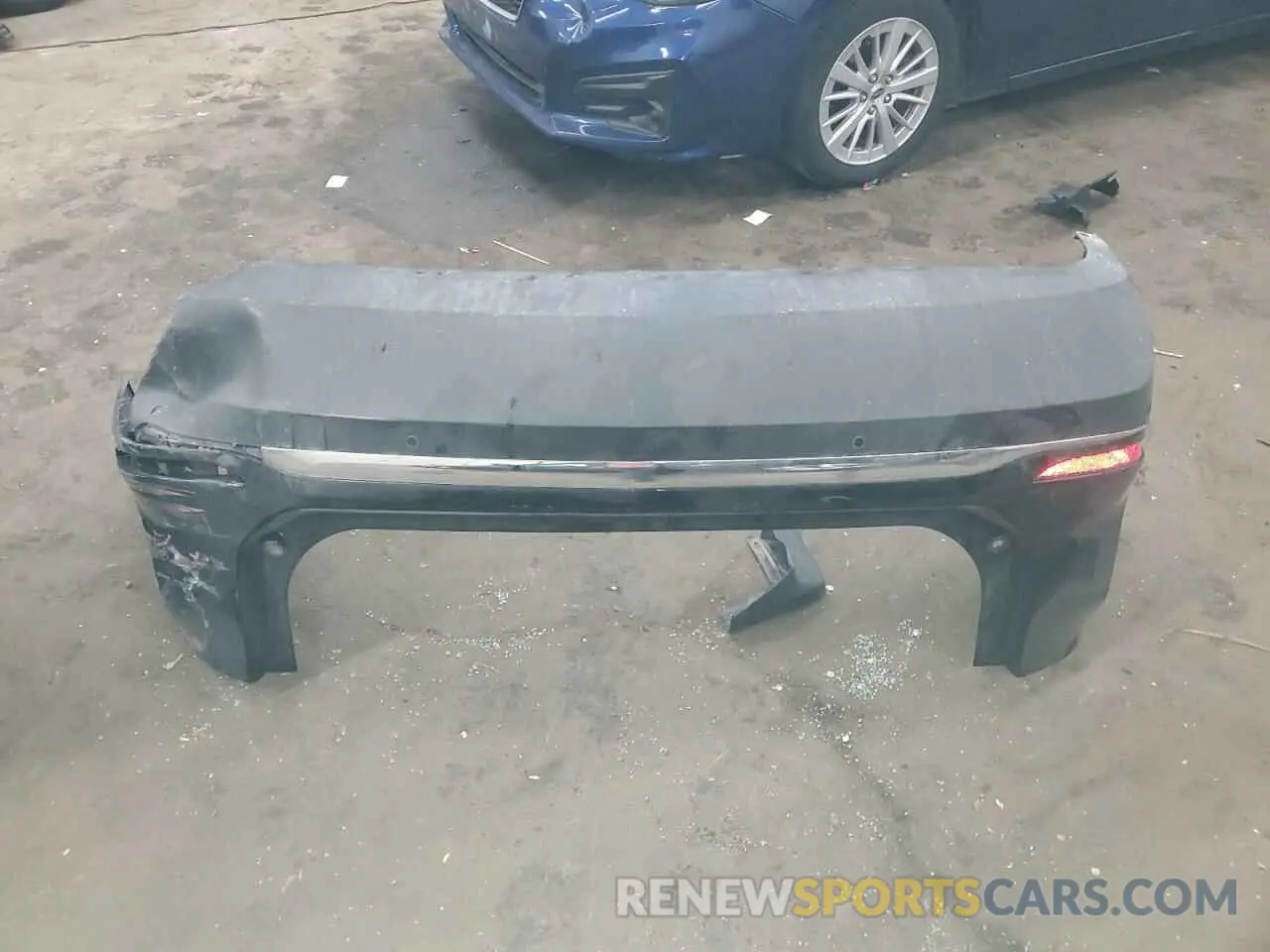 13 Photograph of a damaged car 3GNAXUEV3ML307822 CHEVROLET EQUINOX 2021