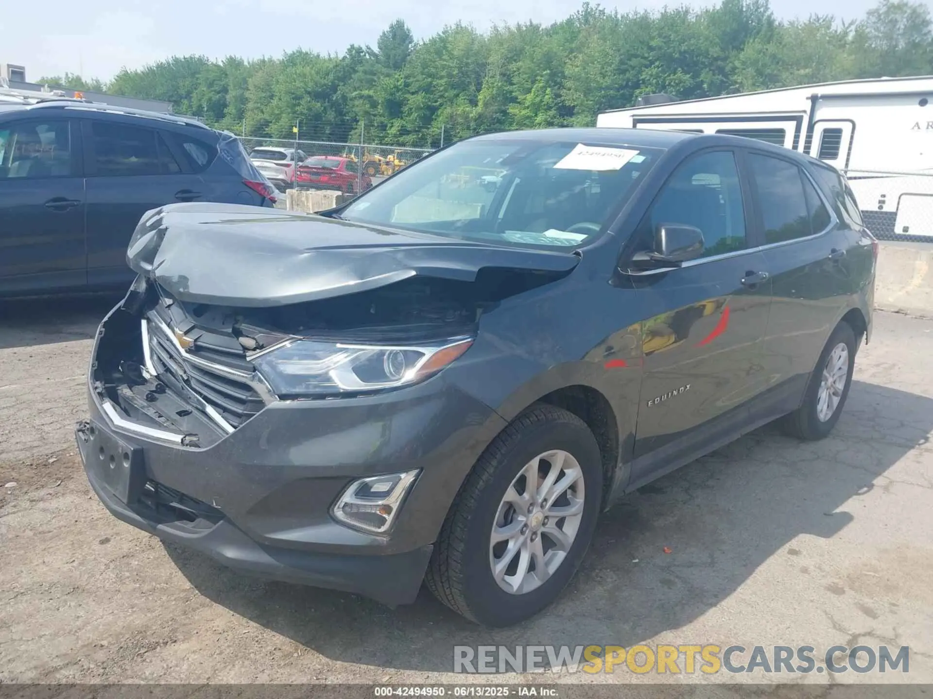 2 Photograph of a damaged car 3GNAXUEV3ML379622 CHEVROLET EQUINOX 2021