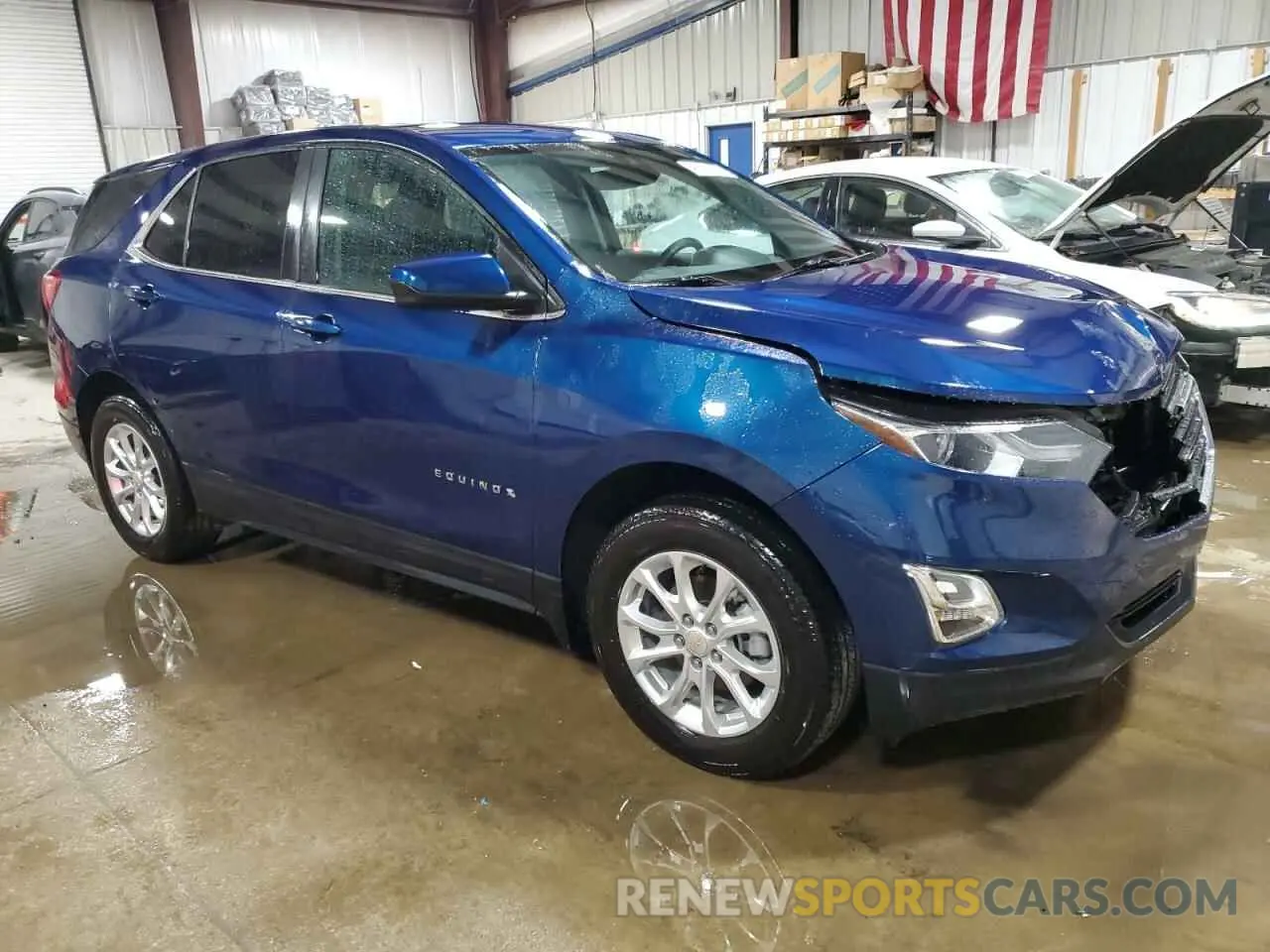 4 Photograph of a damaged car 3GNAXUEV3ML383136 CHEVROLET EQUINOX 2021