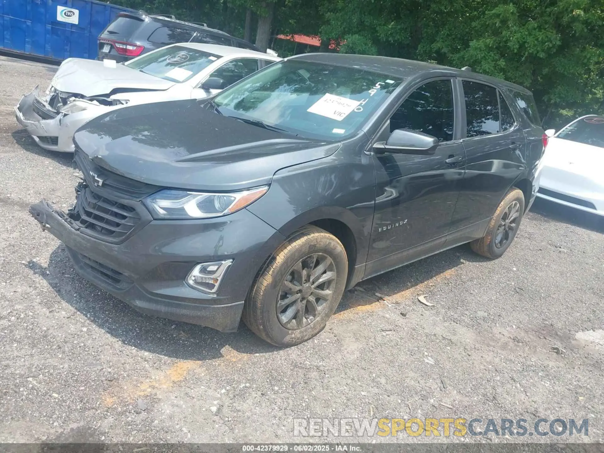 2 Photograph of a damaged car 3GNAXUEV3ML385940 CHEVROLET EQUINOX 2021