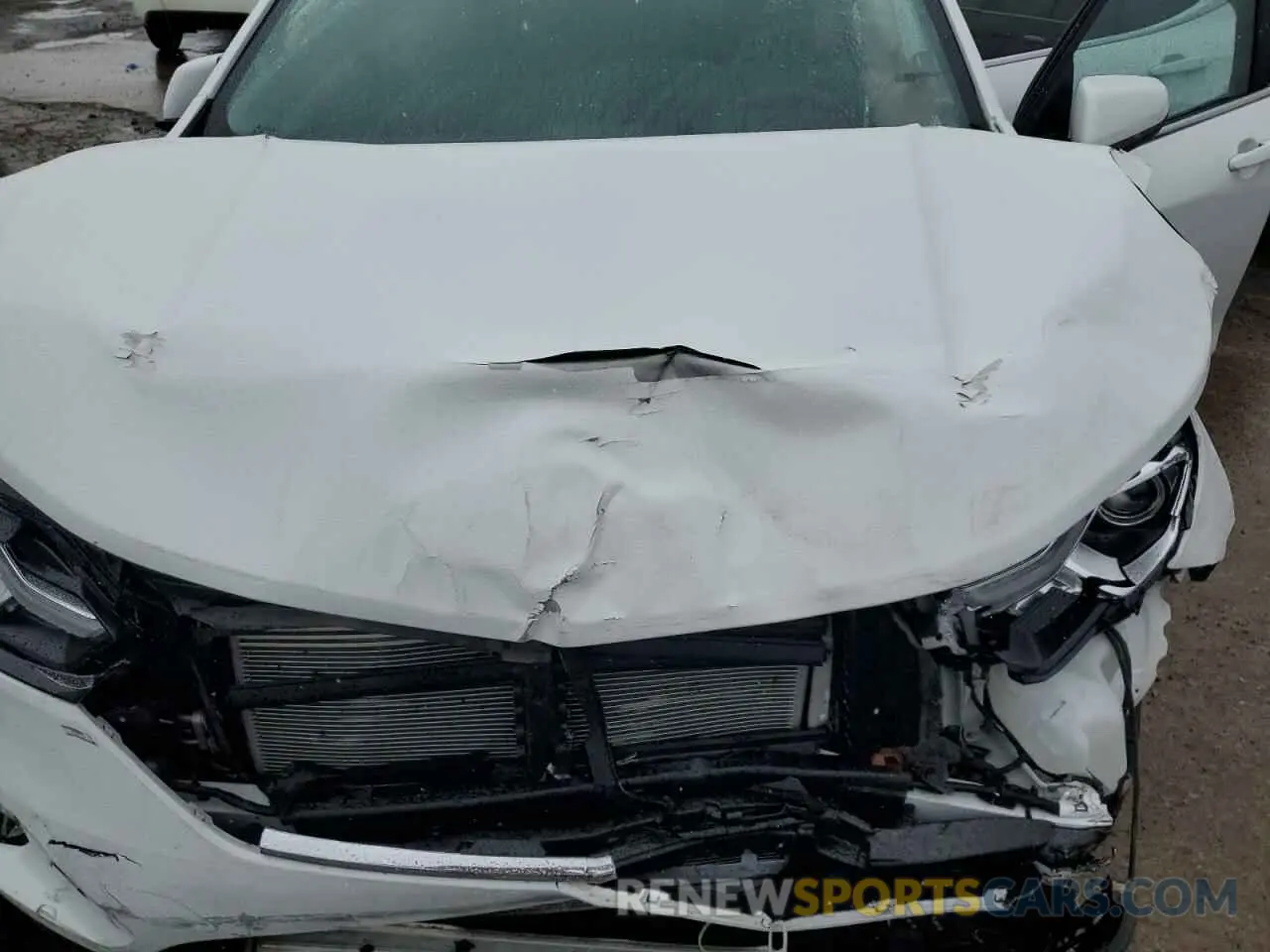 12 Photograph of a damaged car 3GNAXUEV3MS111661 CHEVROLET EQUINOX 2021